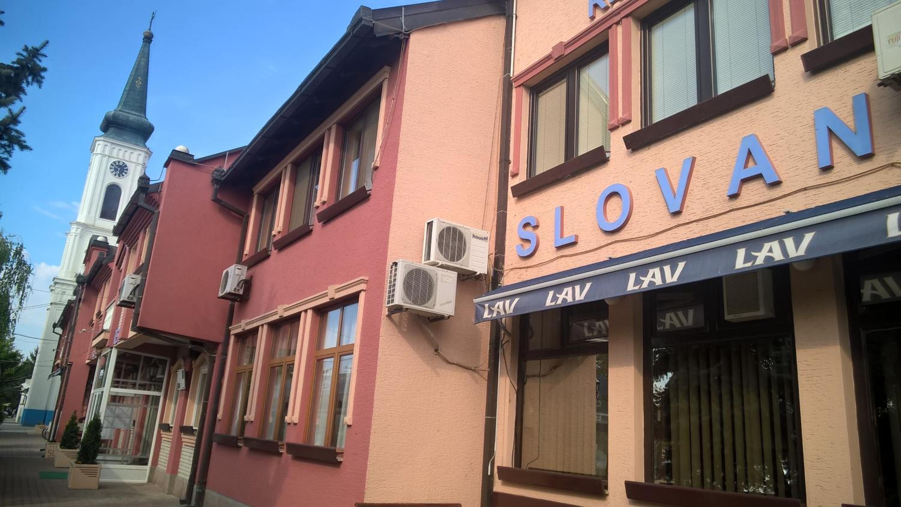 Business Club Selenča view 2