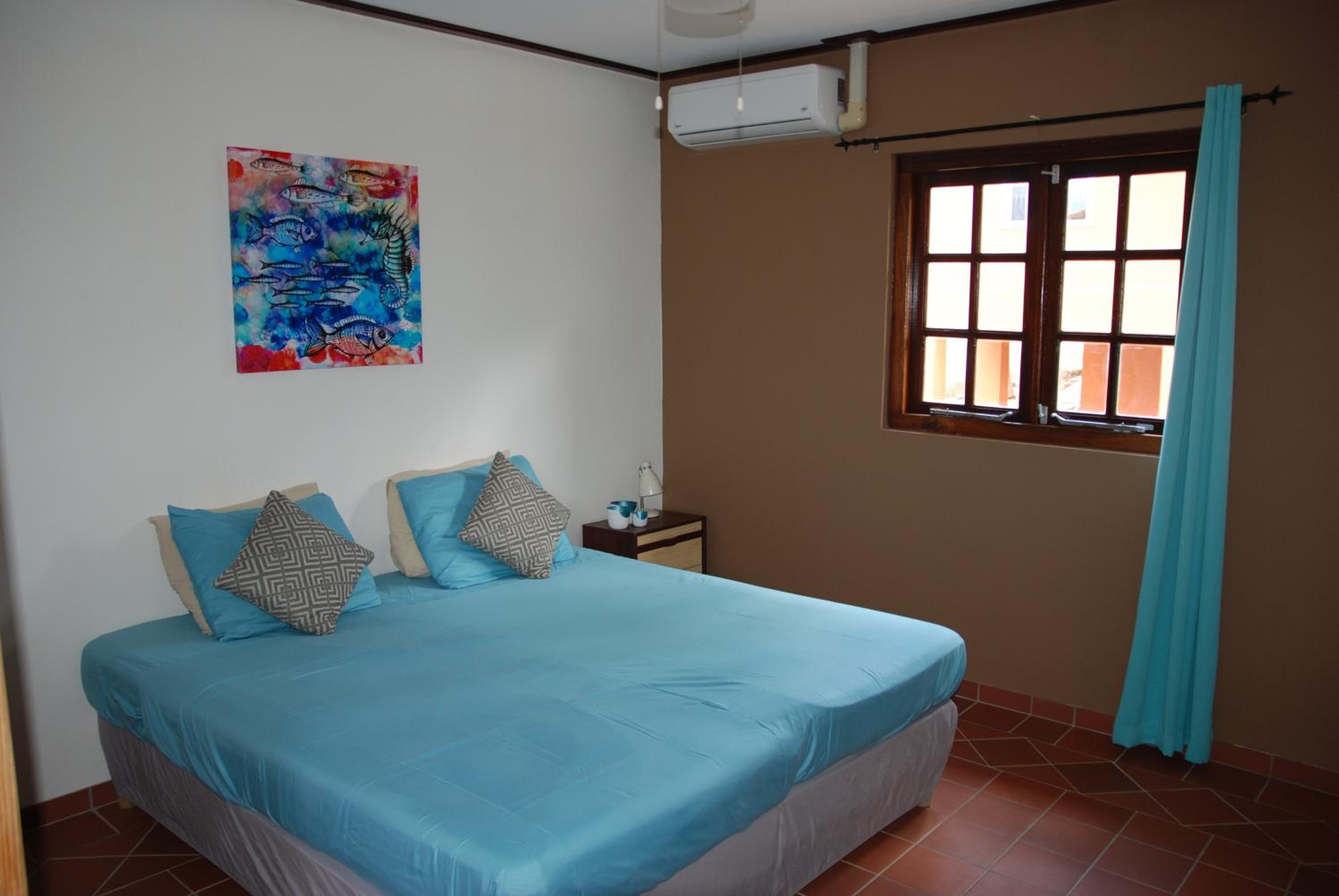 Mirador Apartments