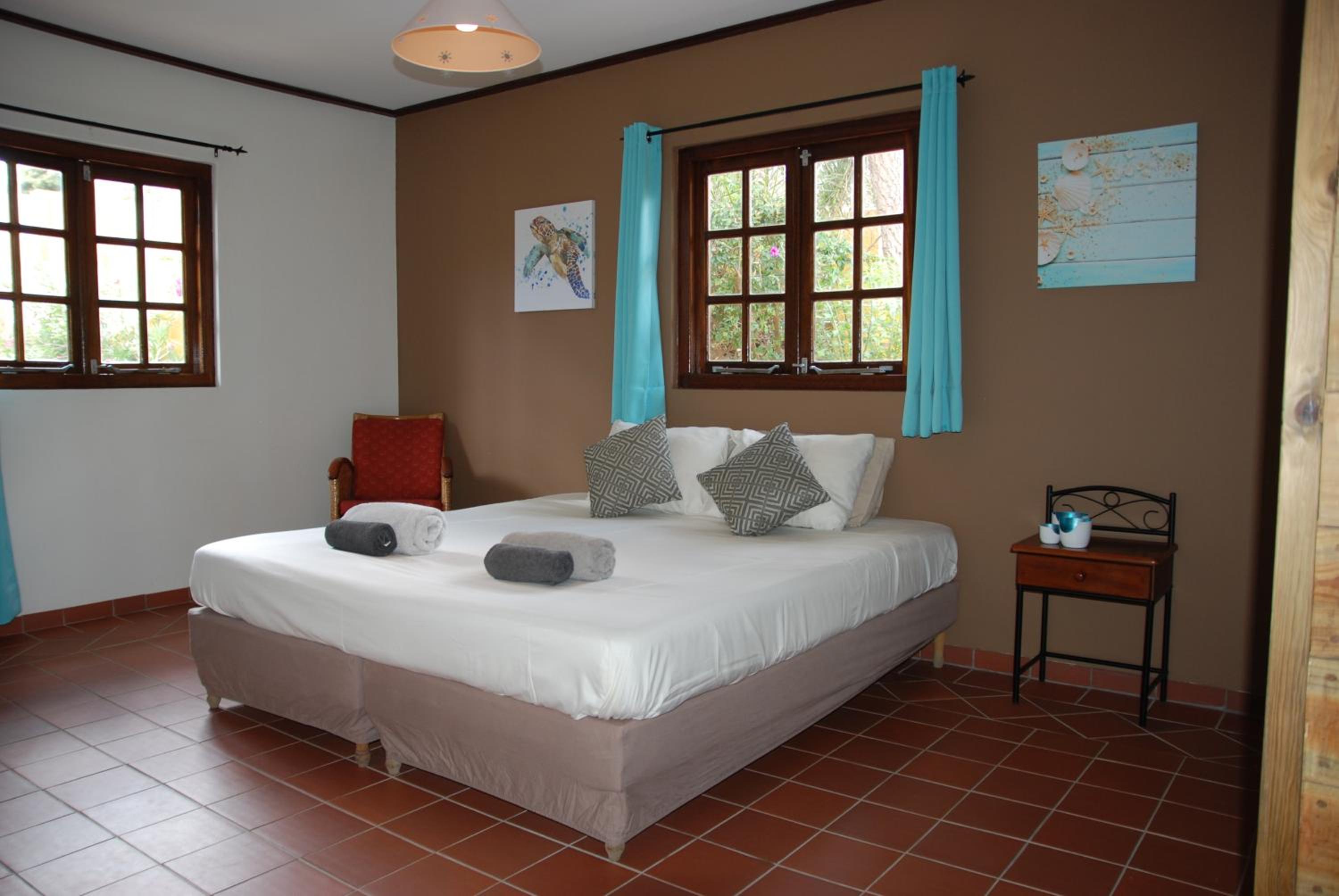 Mirador Apartments