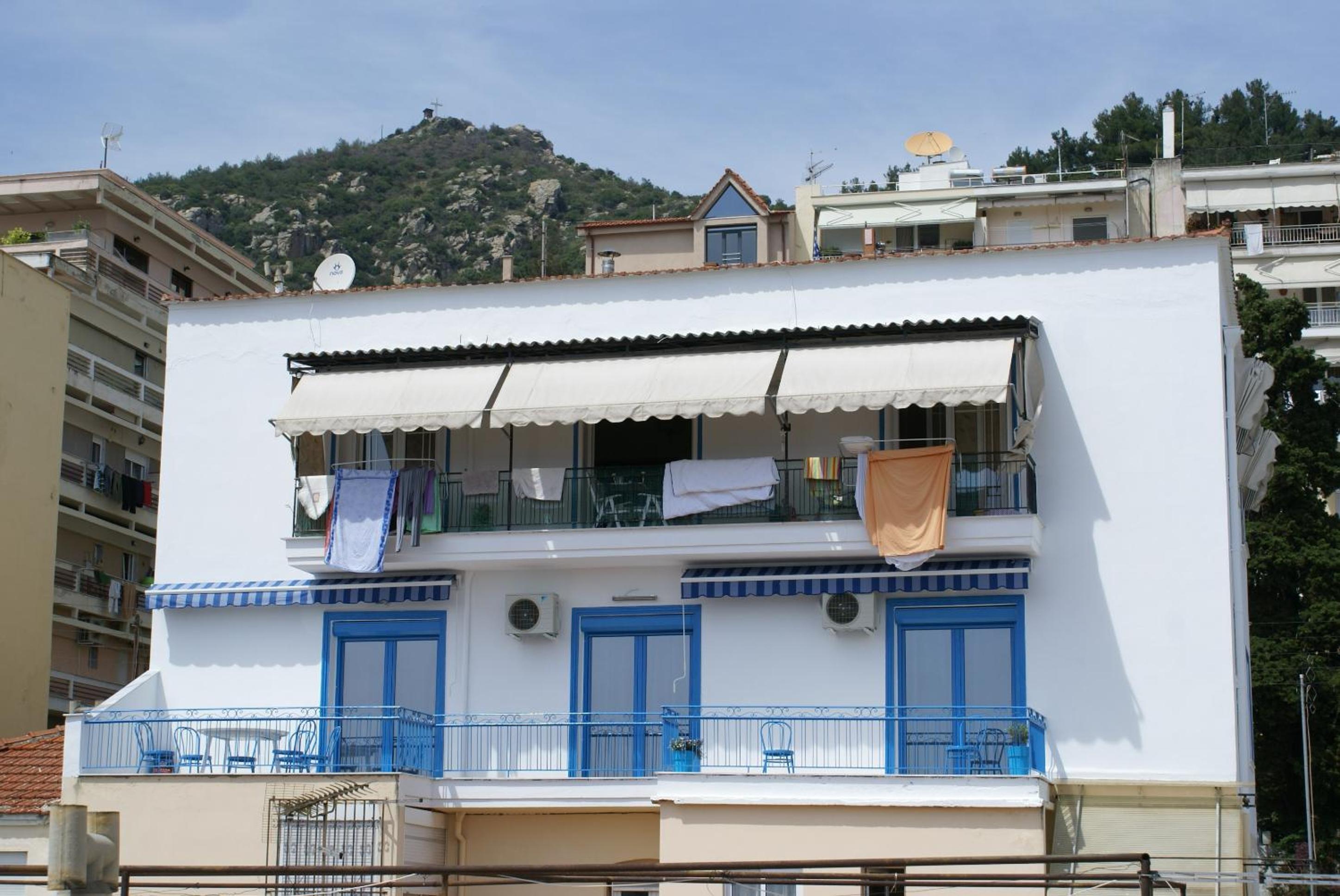 Island Apartment photo 1