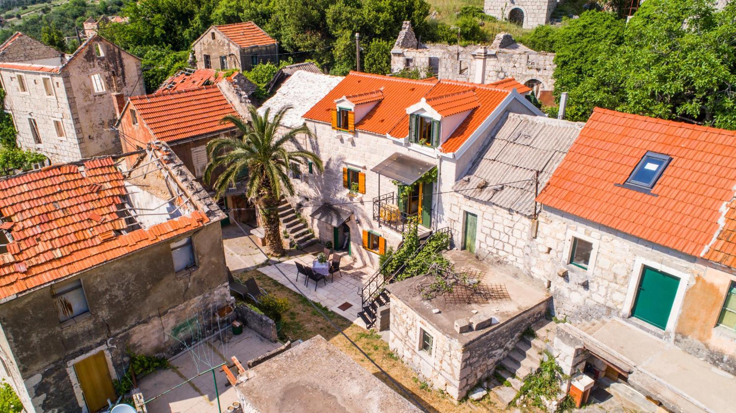 Small house Pivcevi view 2