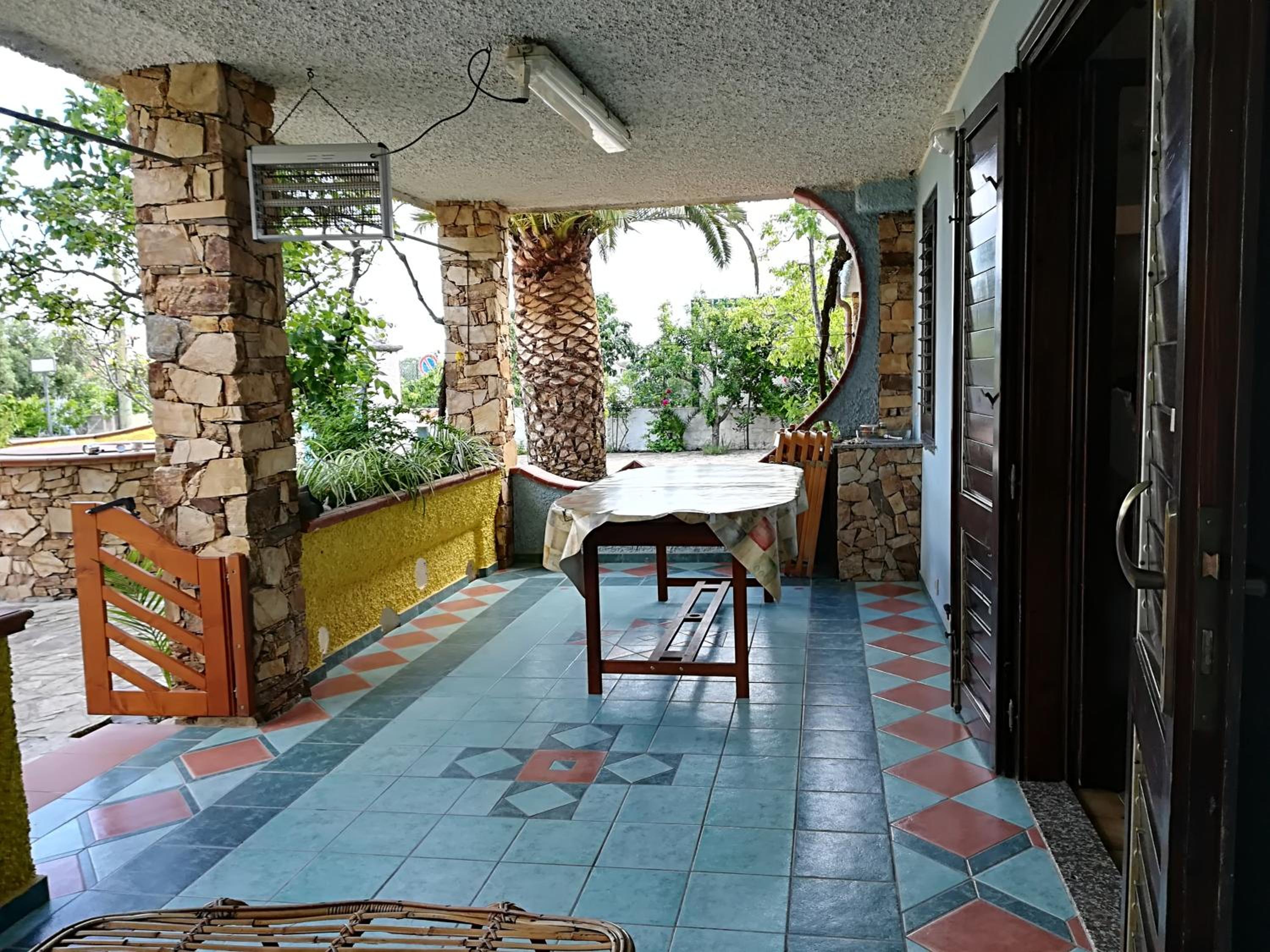 Casa Bandinu view 3