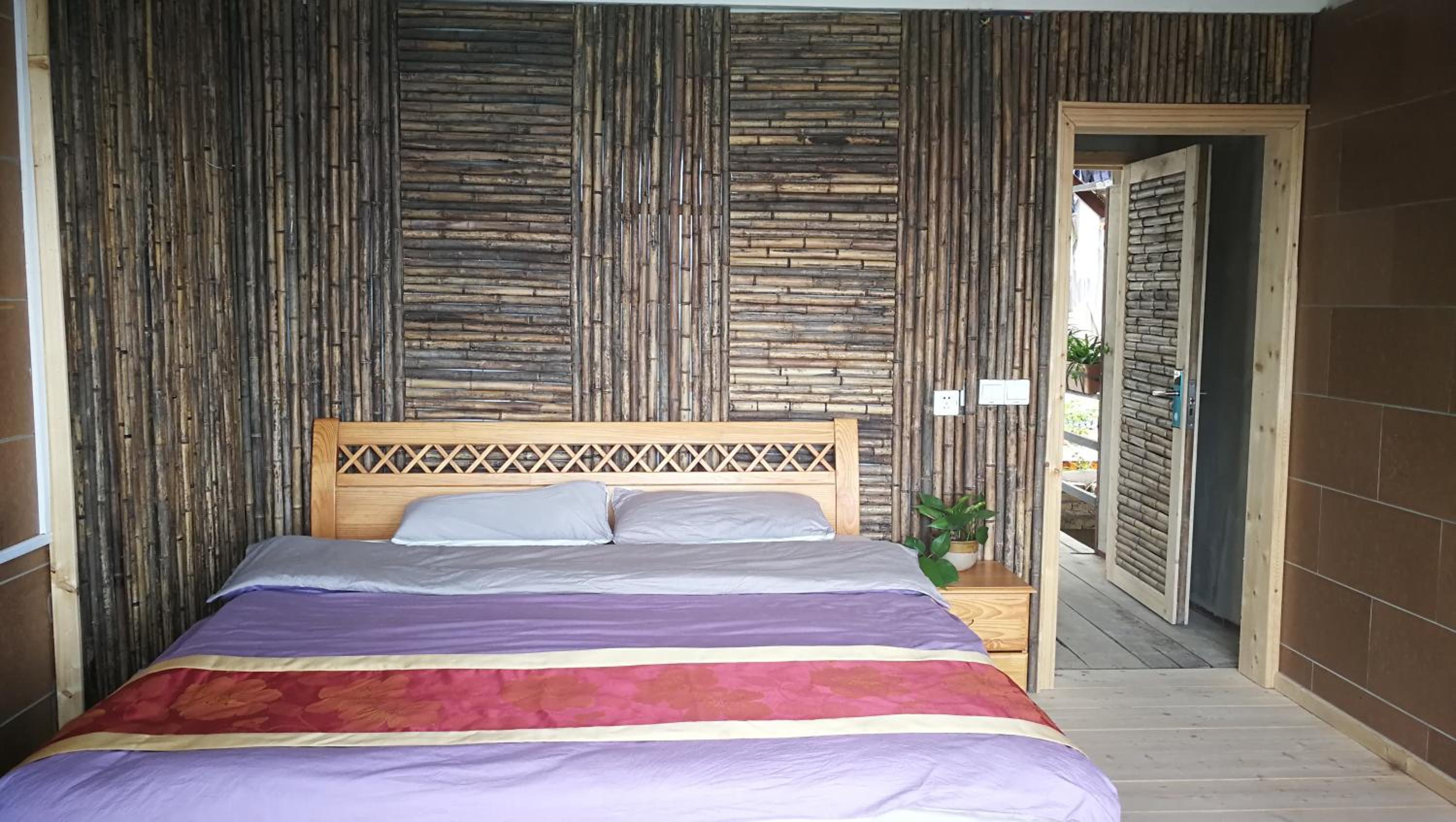 Green Hostel & Sunny Guesthouse view 5