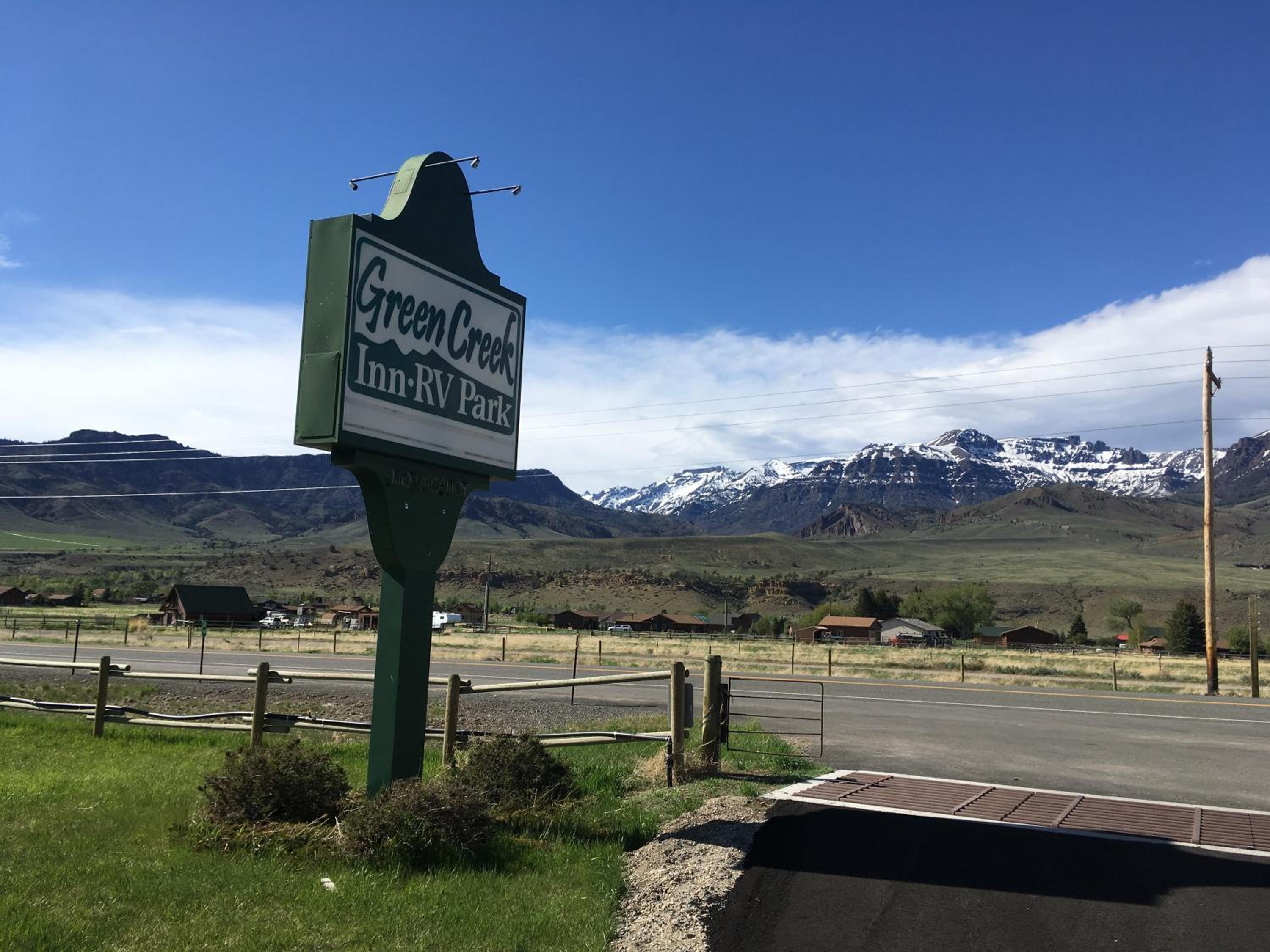 Cody Vacations - Green Creek Inn and RV Park - Property Image 1