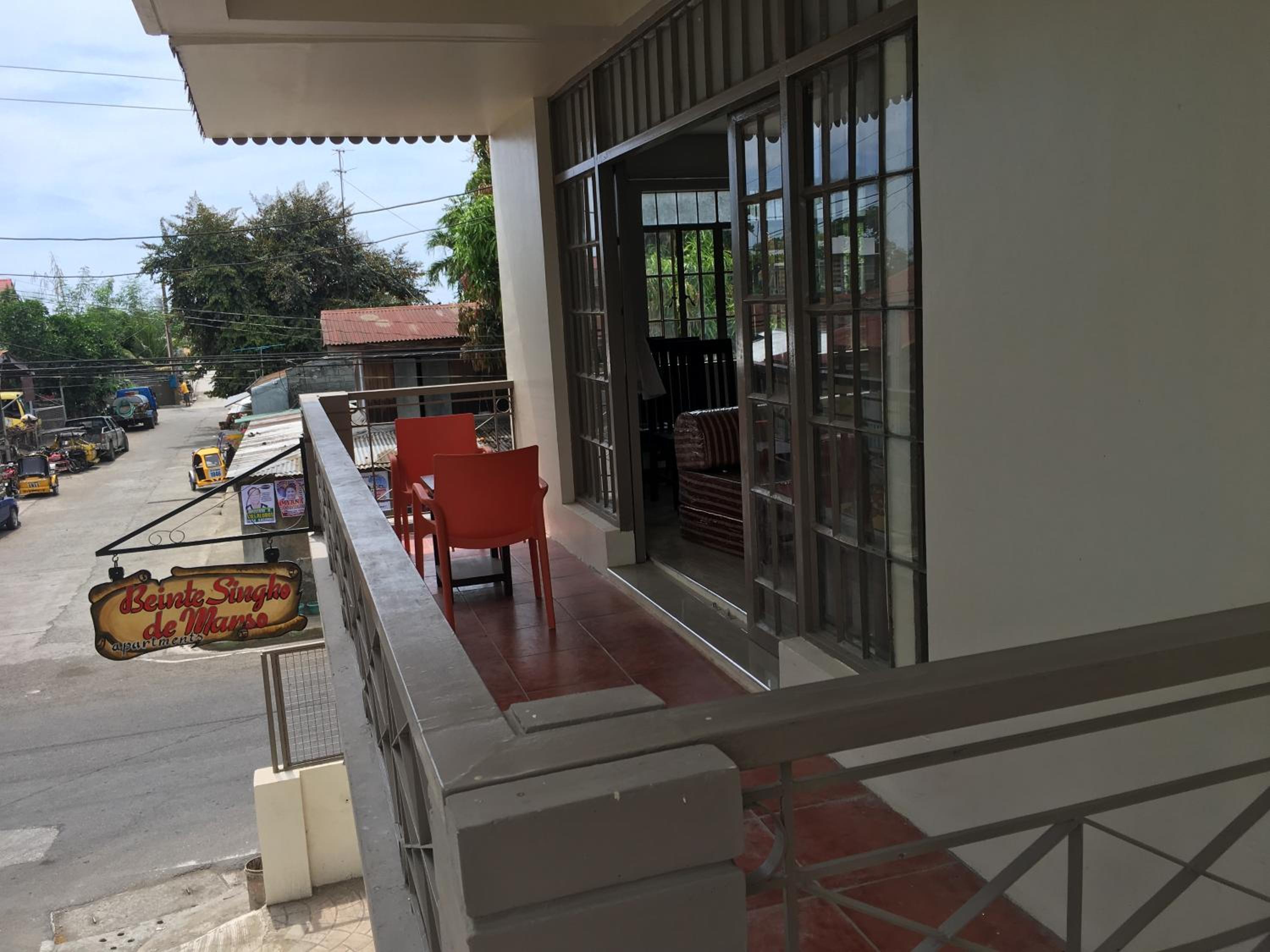 Beinte Singko de Marso Apartments