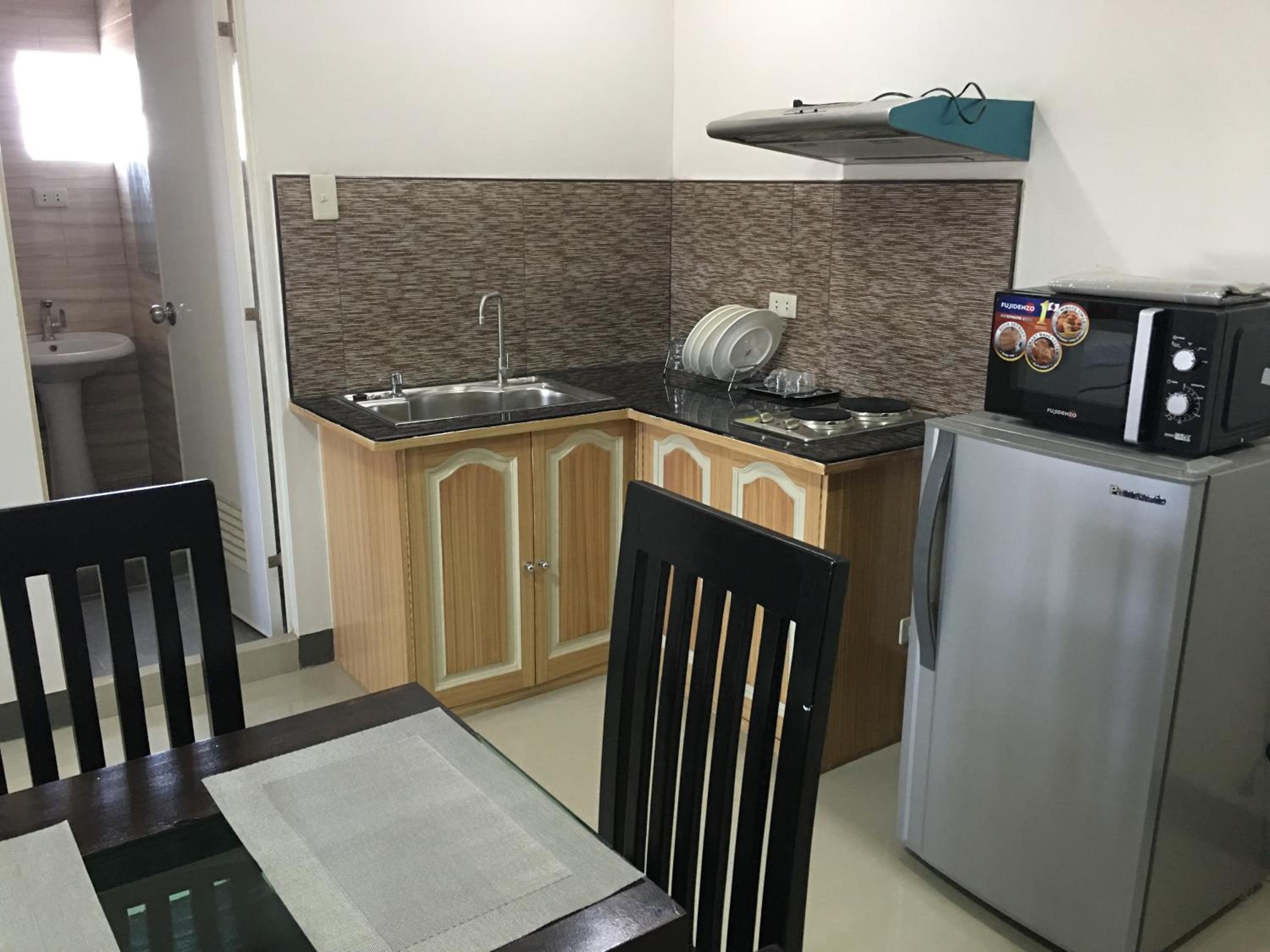 Beinte Singko de Marso Apartments