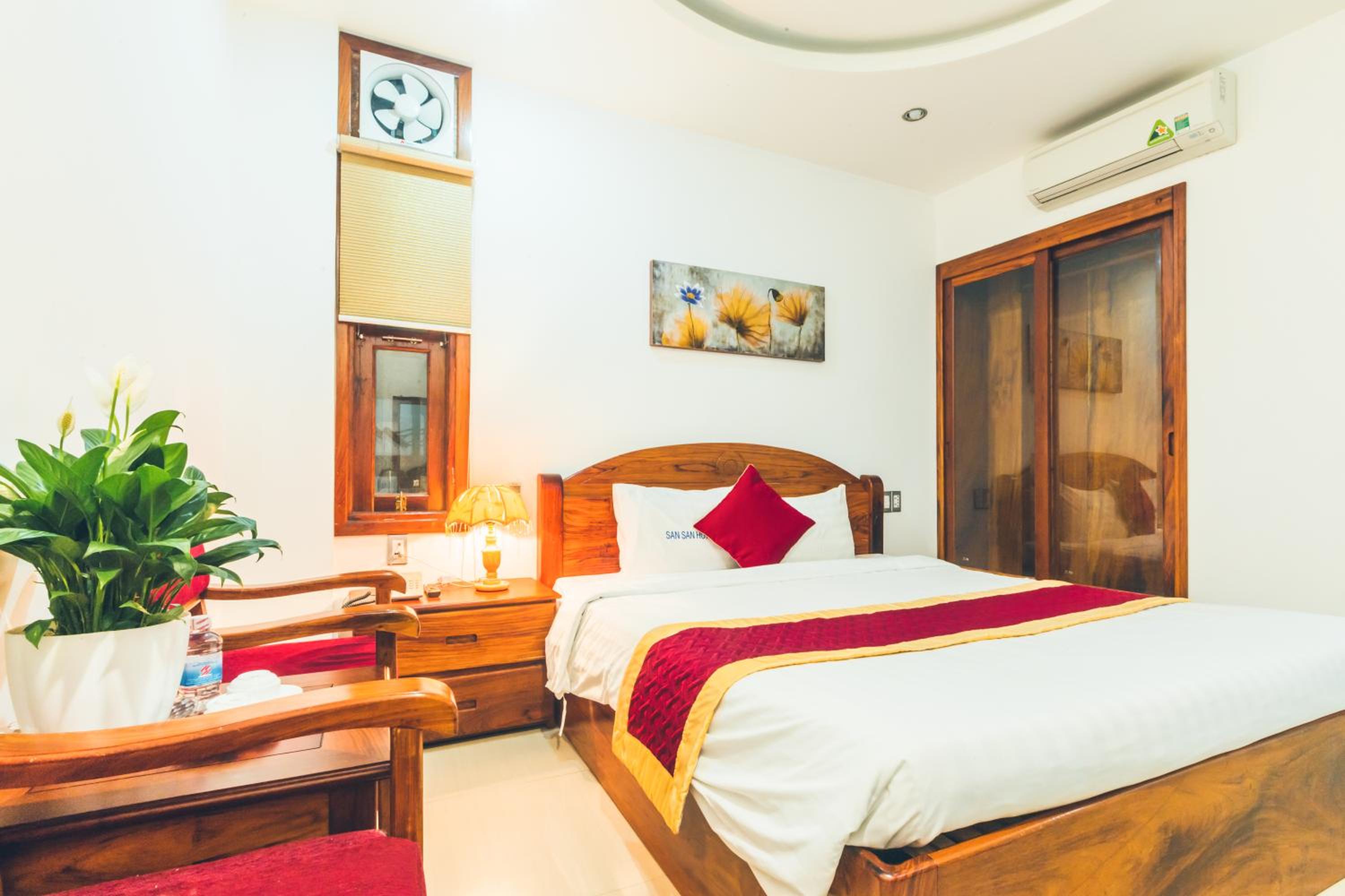 San San Hotel Da Nang