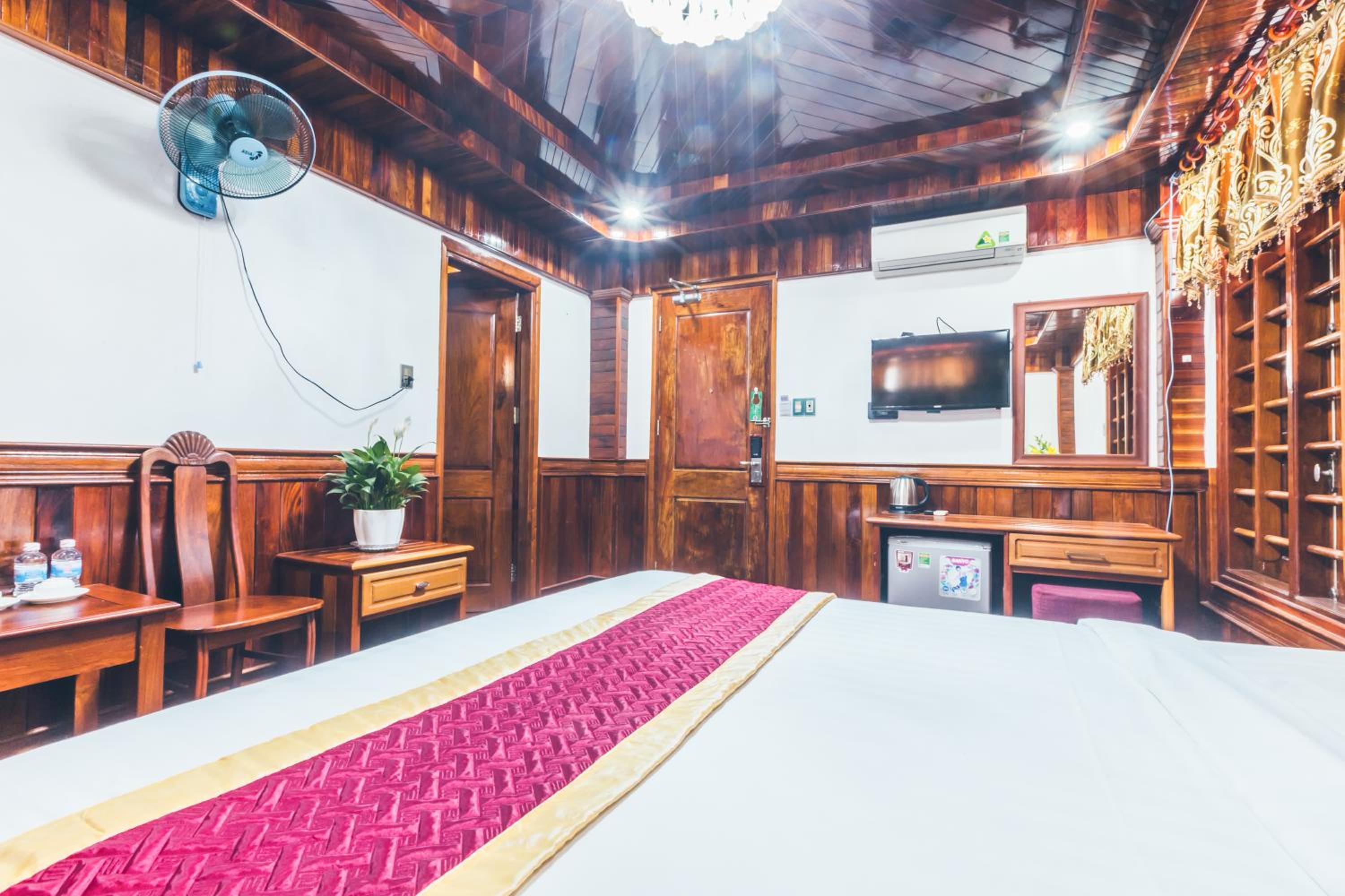 San San Hotel Da Nang