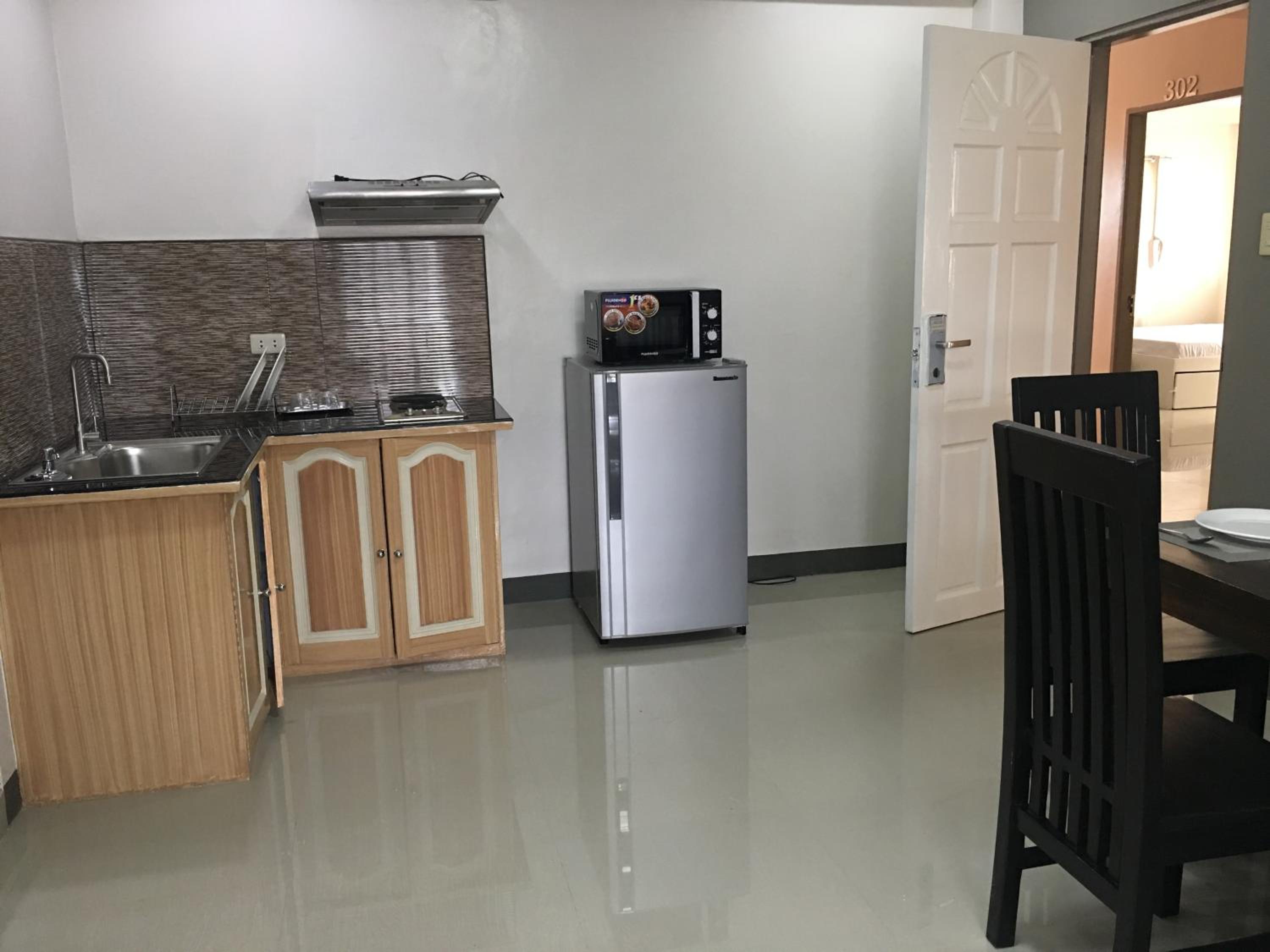 Beinte Singko de Marso Apartments