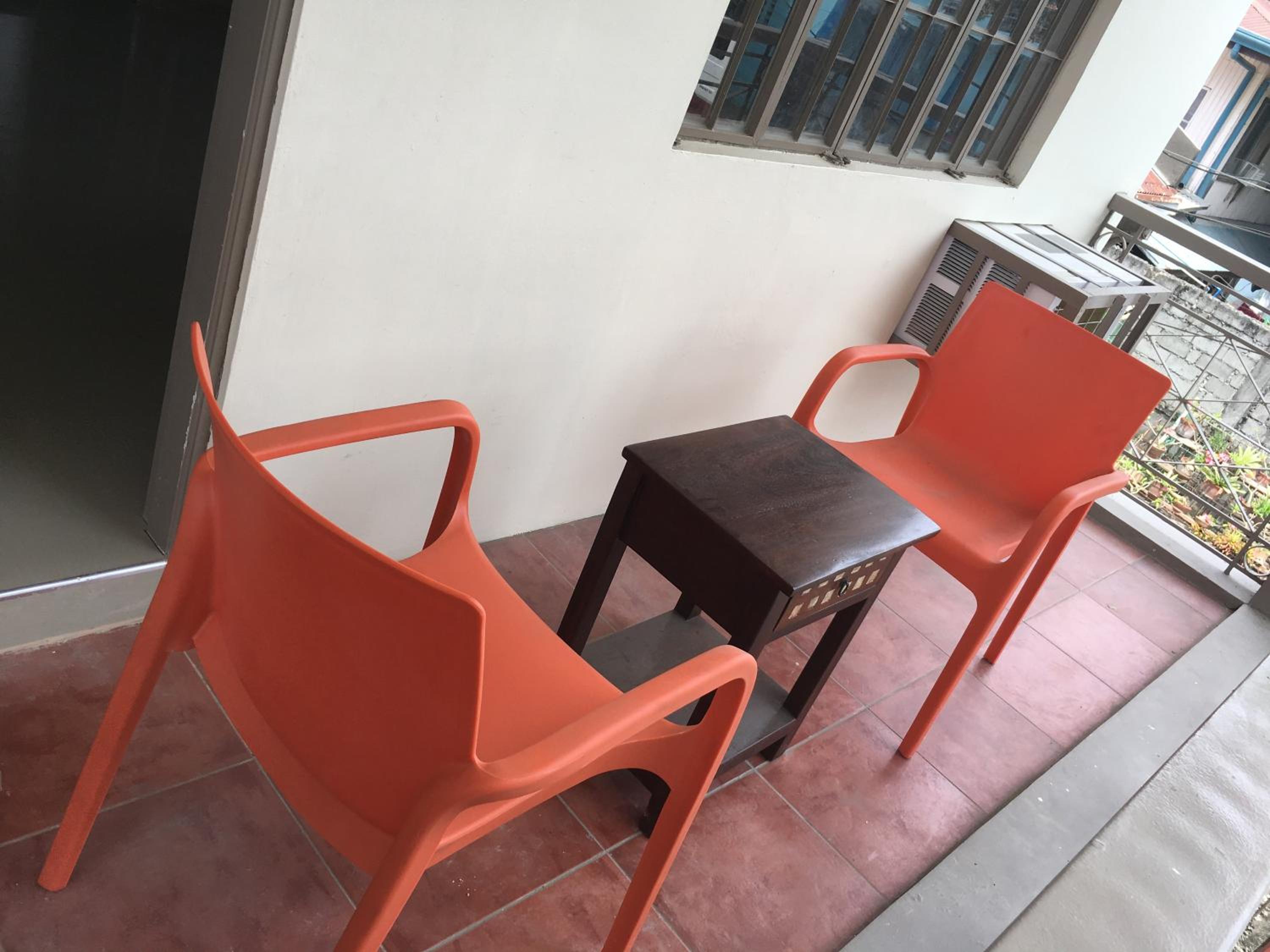 Beinte Singko de Marso Apartments