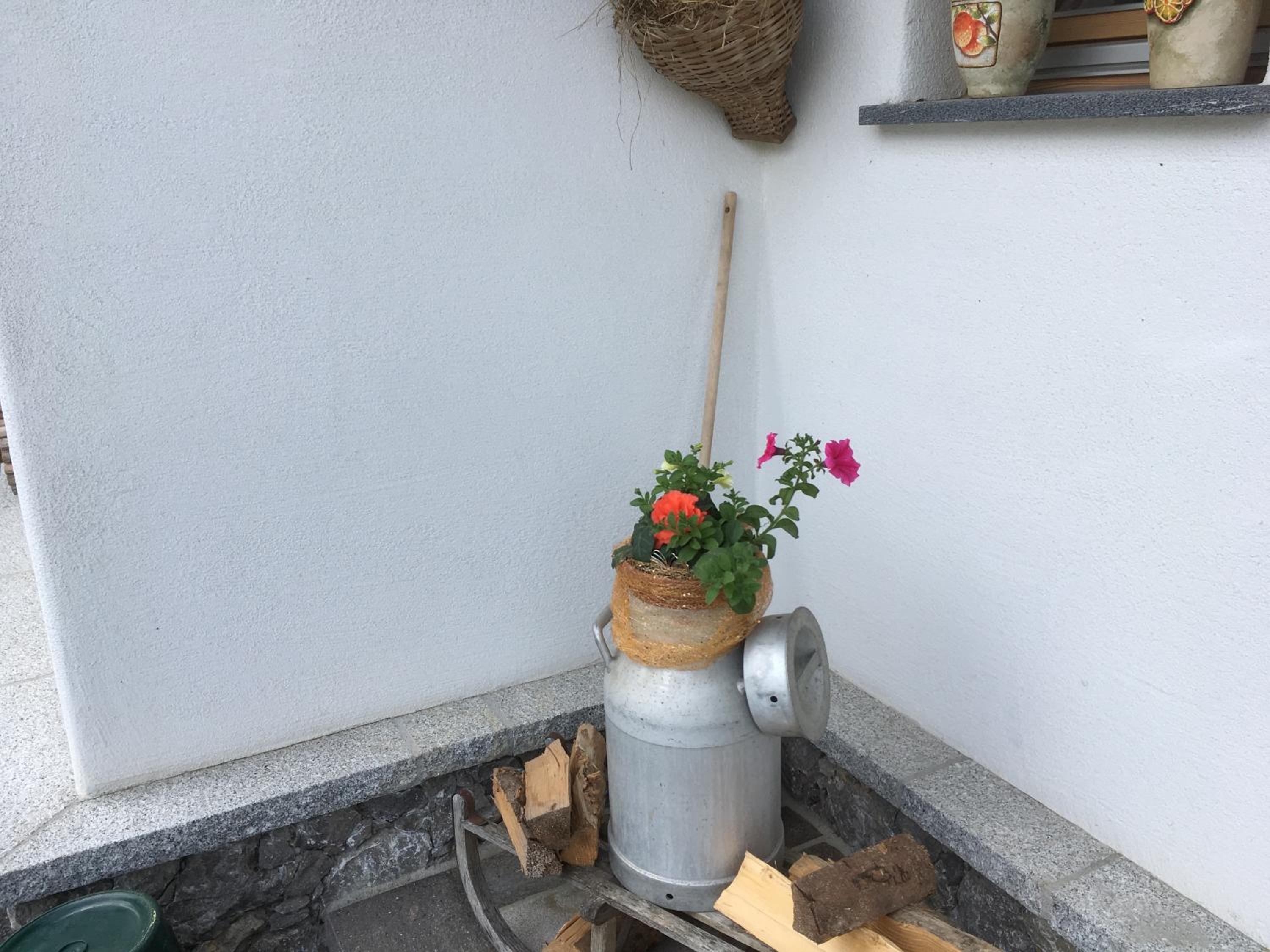 Photo 33
