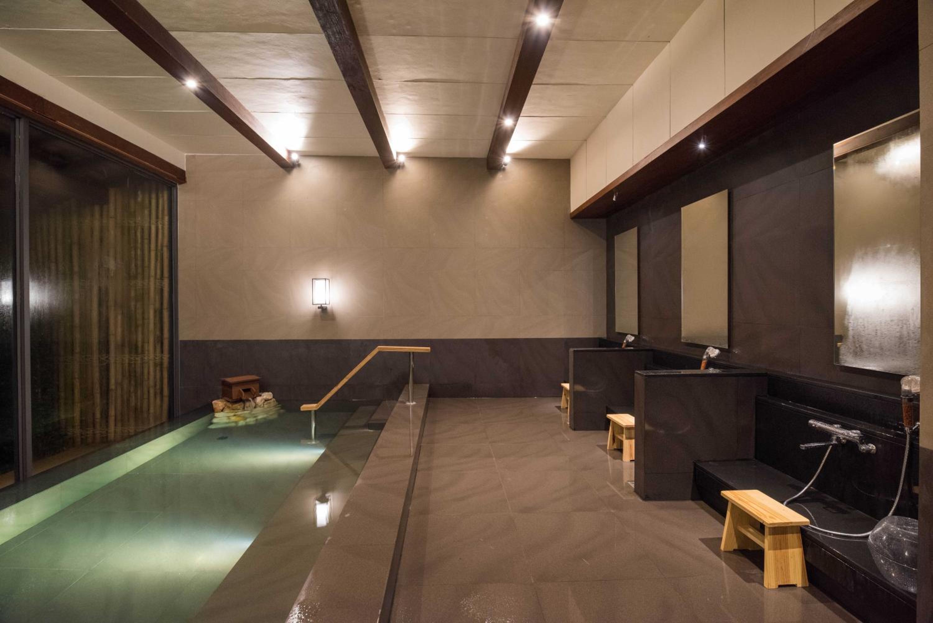 Onsen at Moncham