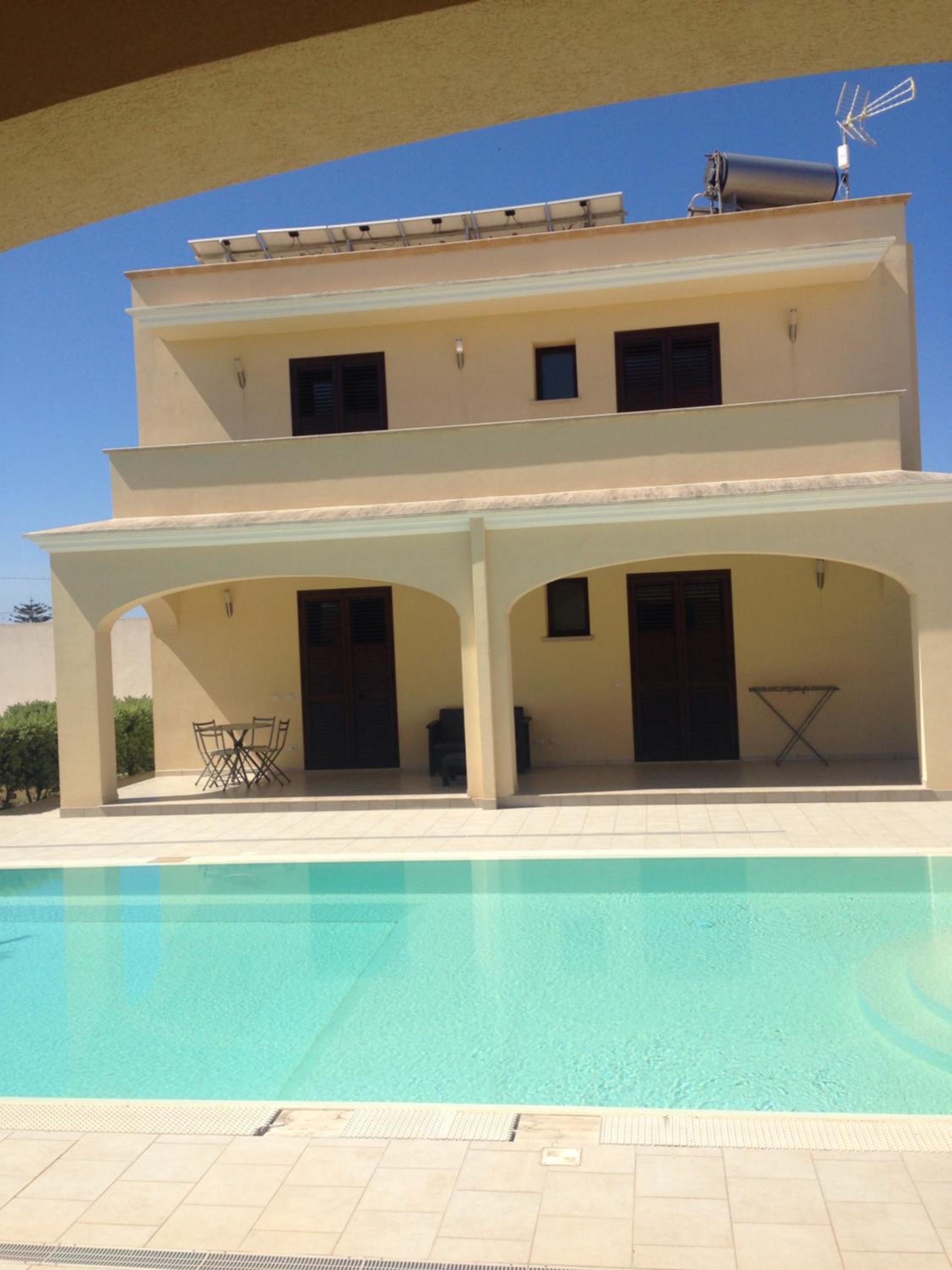 Oasi Tortuga Residence Piscina e barbecue h24