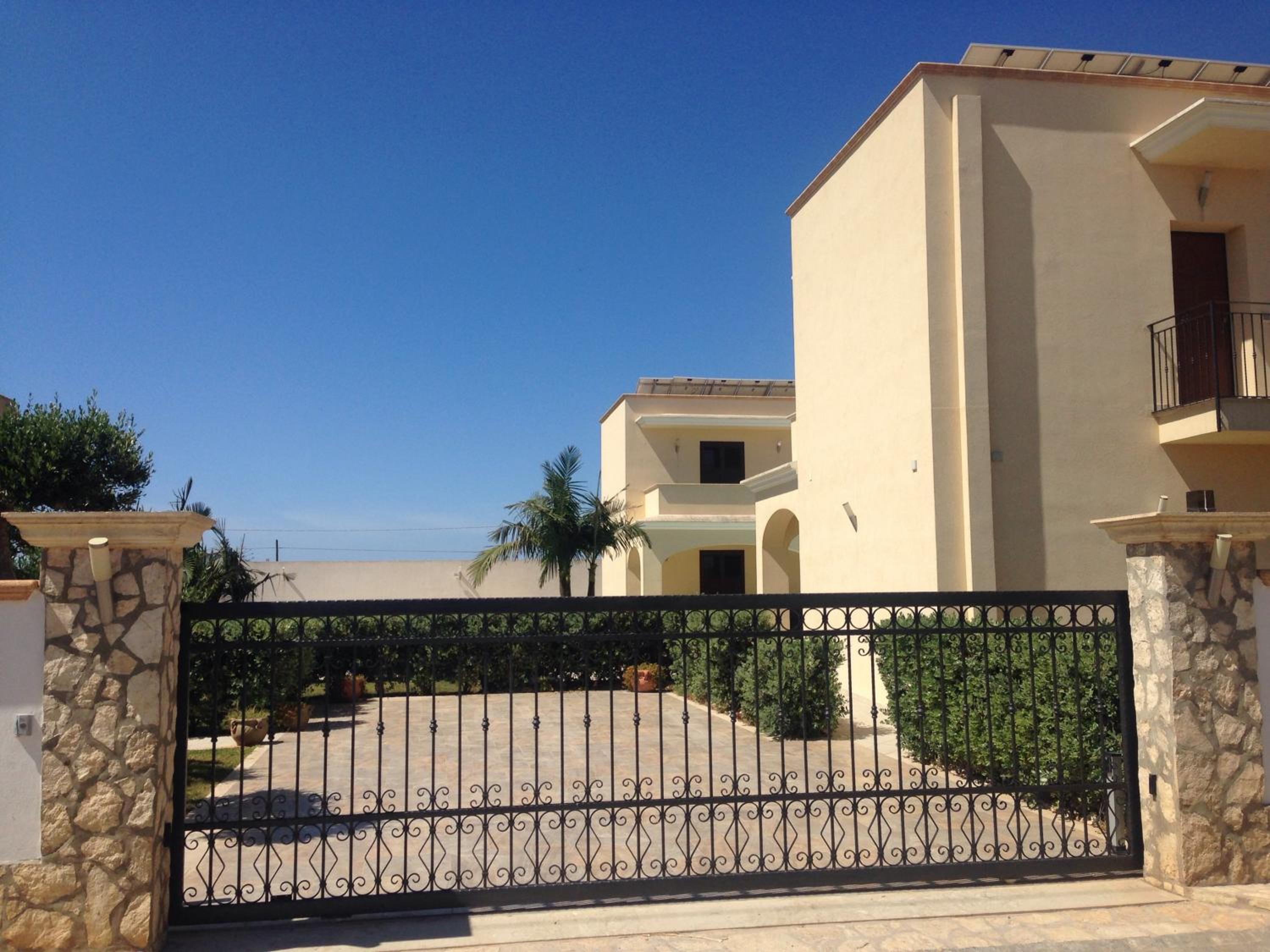 Oasi Tortuga Residence Piscina e barbecue h24