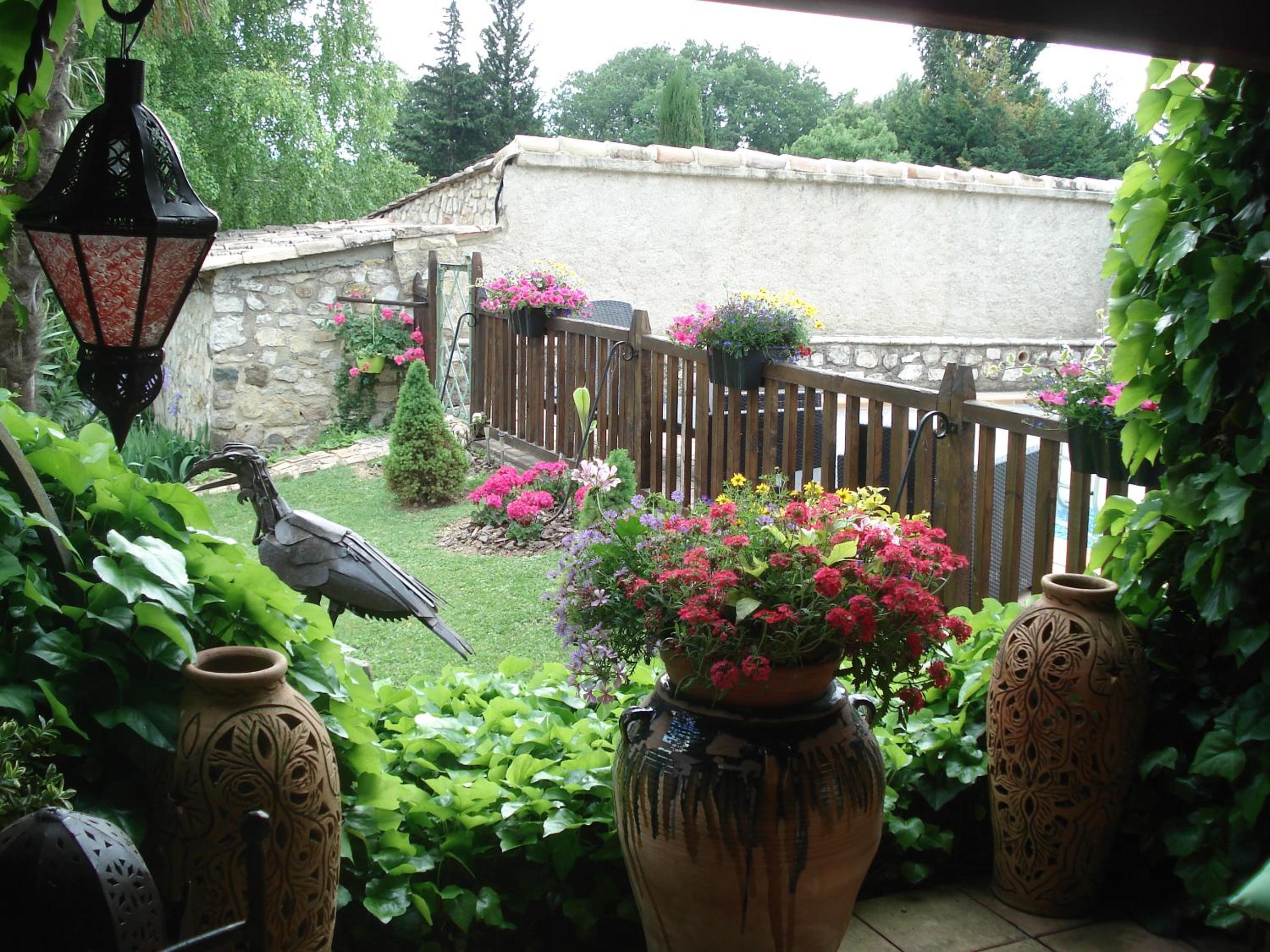Photo 16
