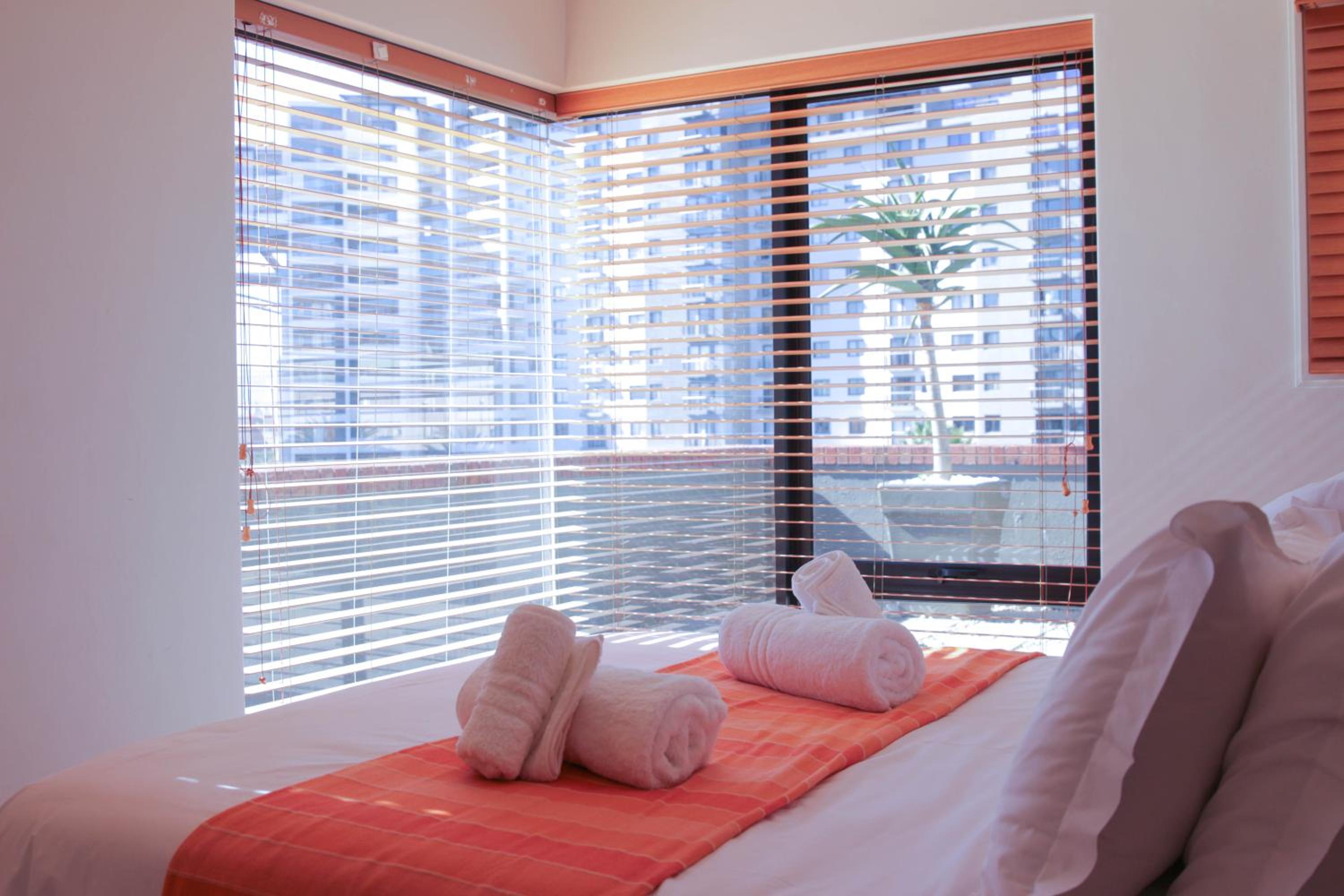 Manhattan Luxe Suite at Canal Walk