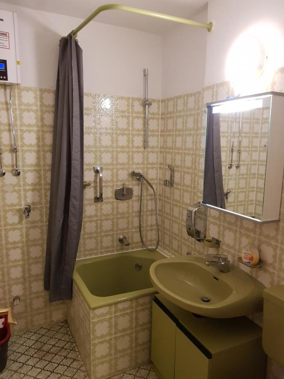 AB Apartment Objekt 26 en Stuttgart — bathroom