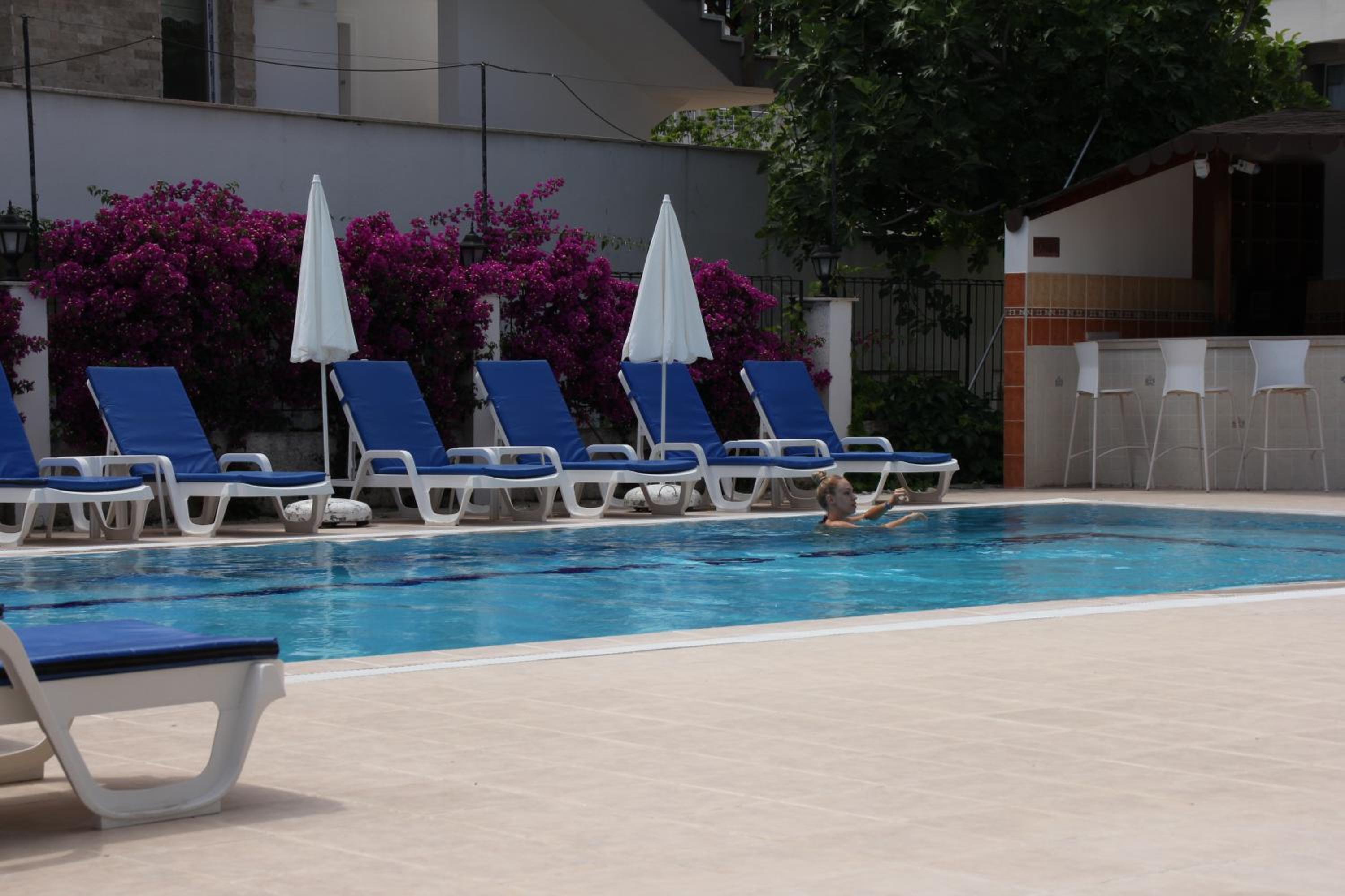 Minta Apart Hotel - Image 17