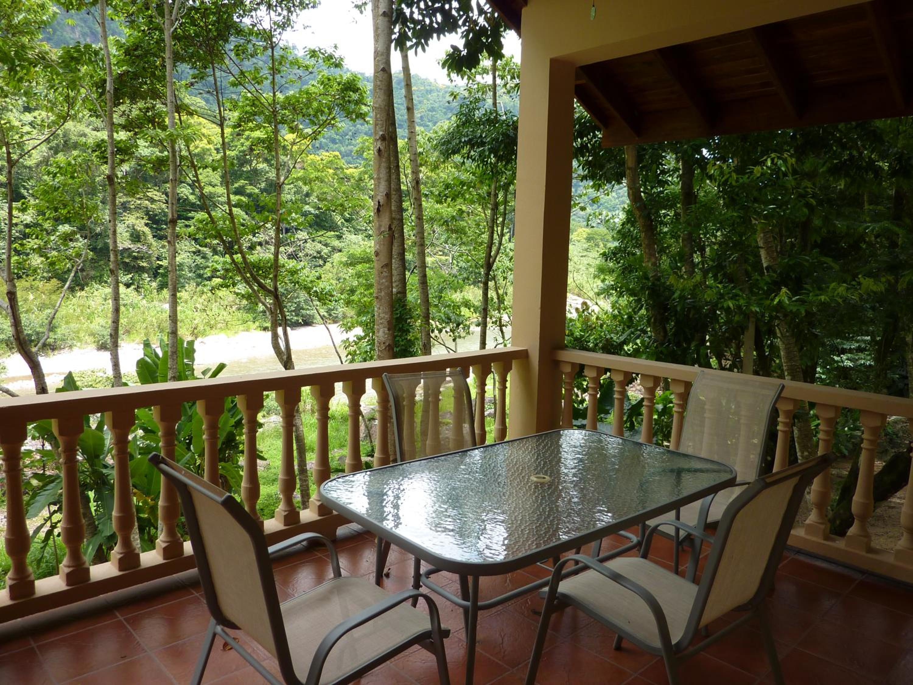 Villas Pico Bonito