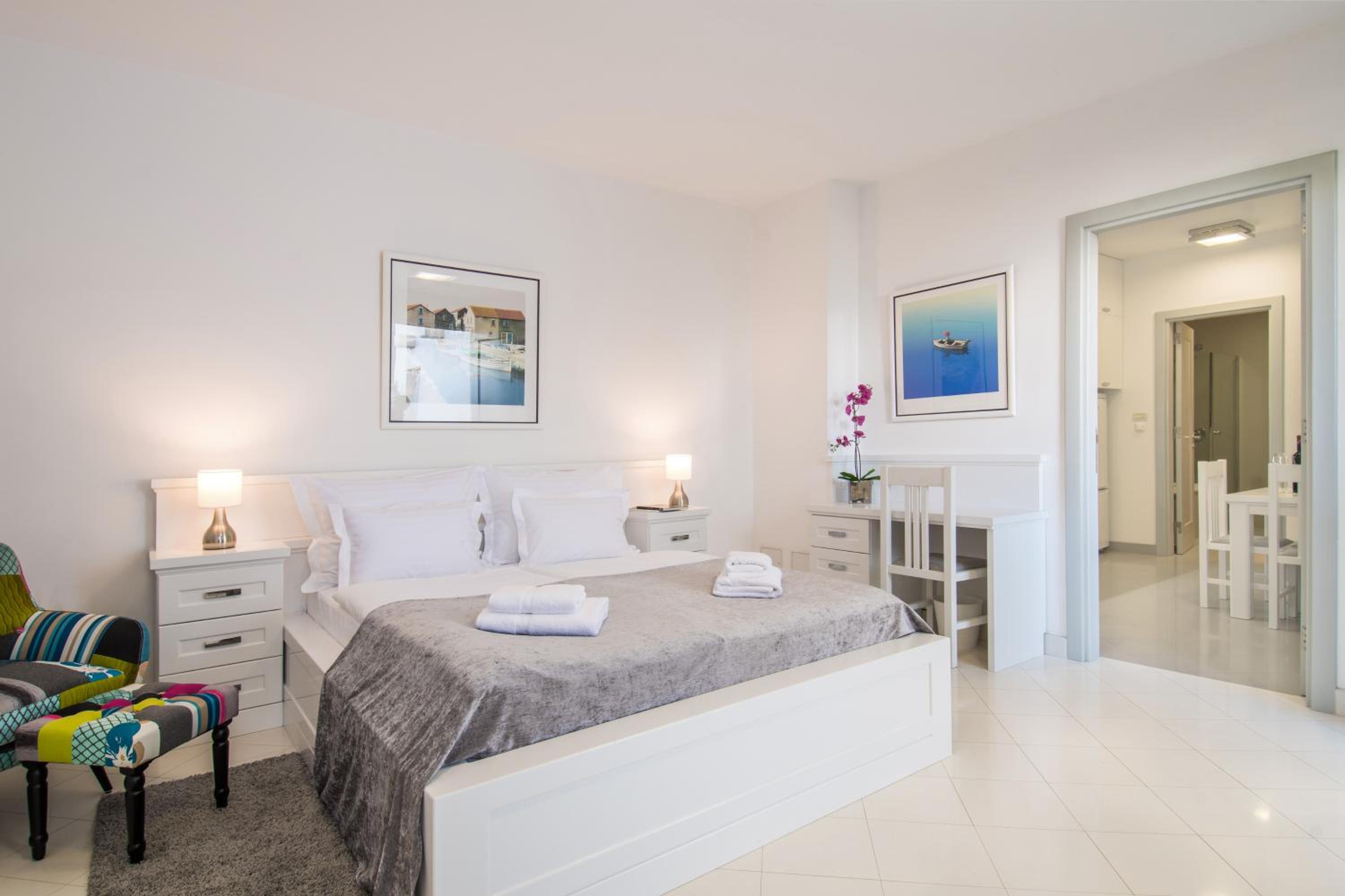 The Whitestone view 5