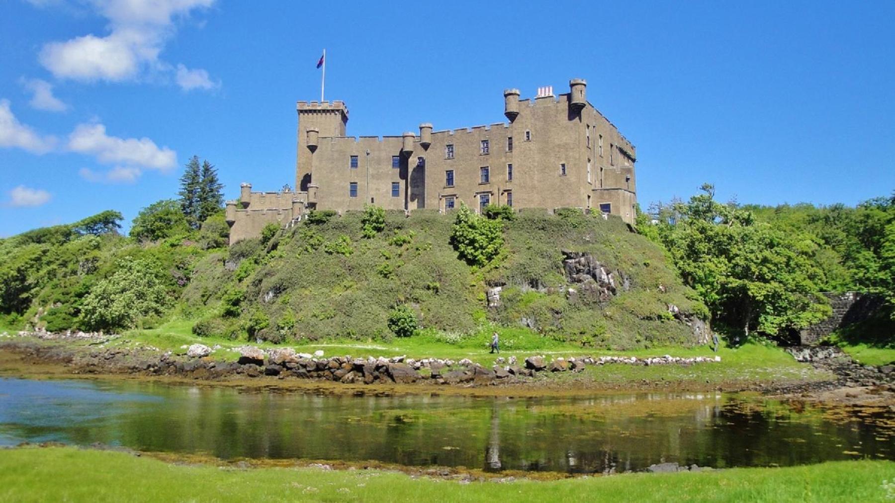 Dunvegan Castle Laundry Cottage view 4
