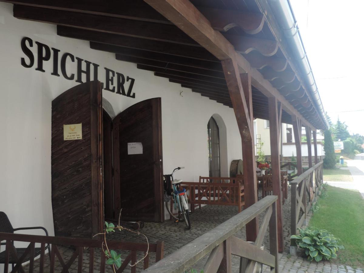 Photo 24