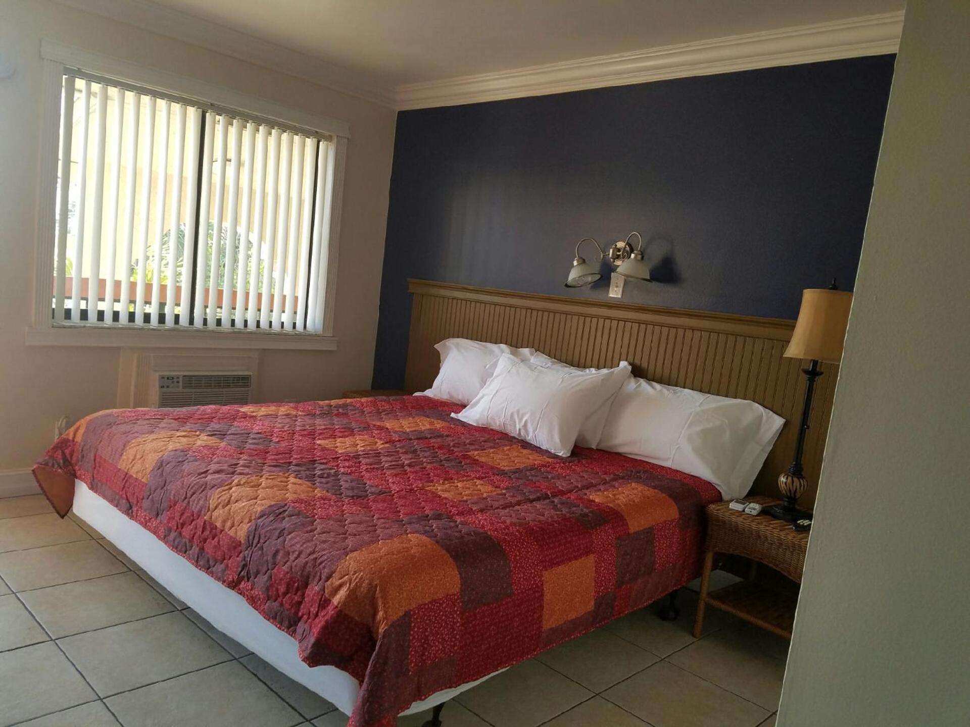 Palm Breeze Hotel