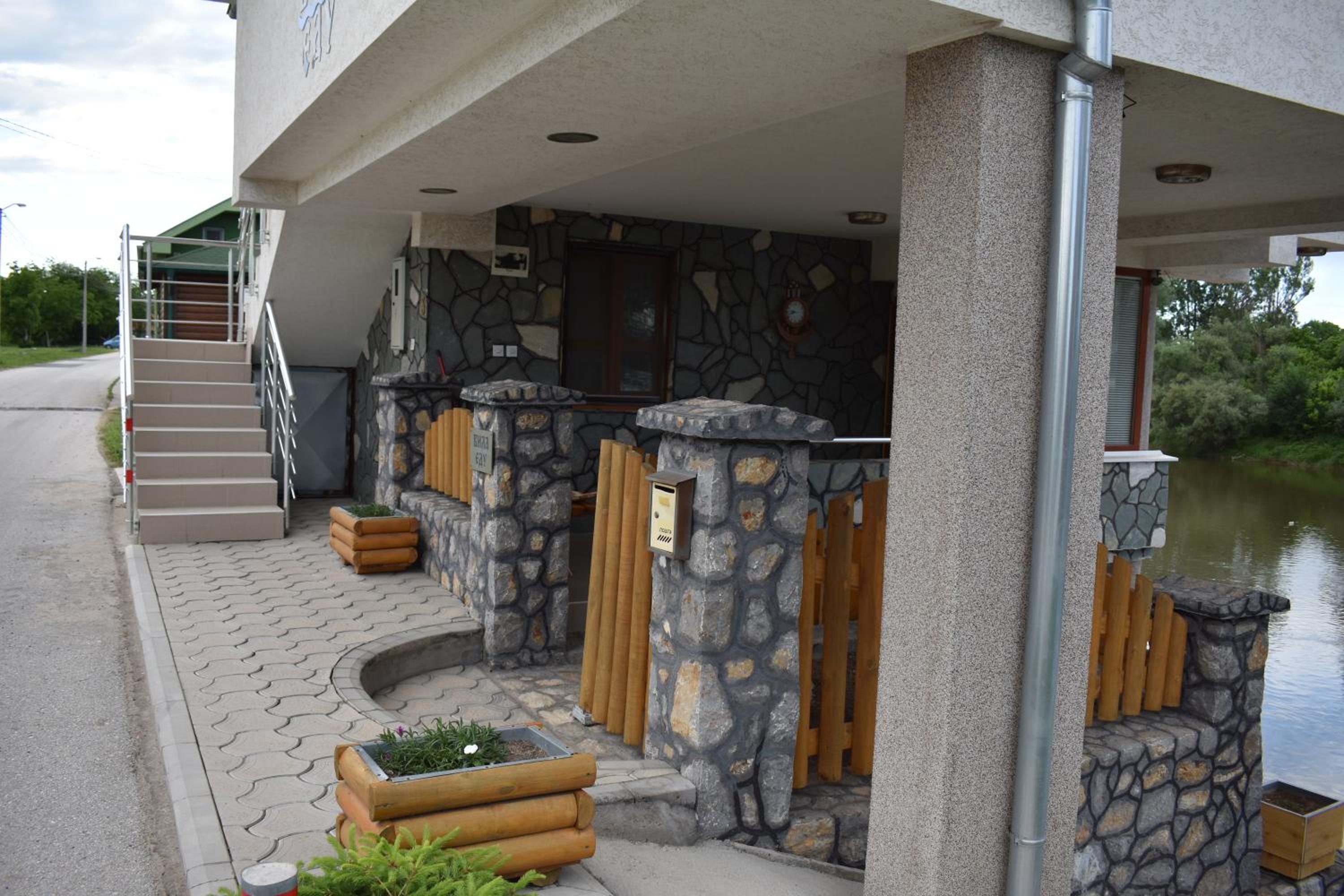 Photo 21