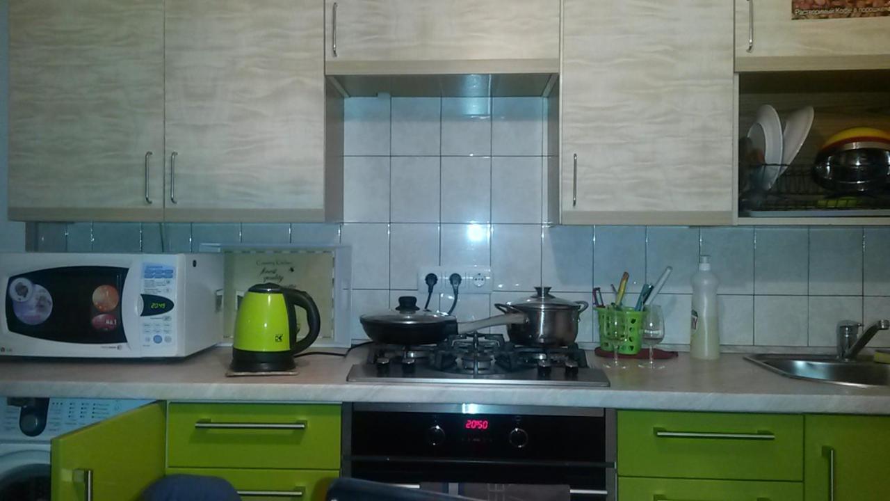 Apartment on Rusanivska Naberezhnaya 22 view 3