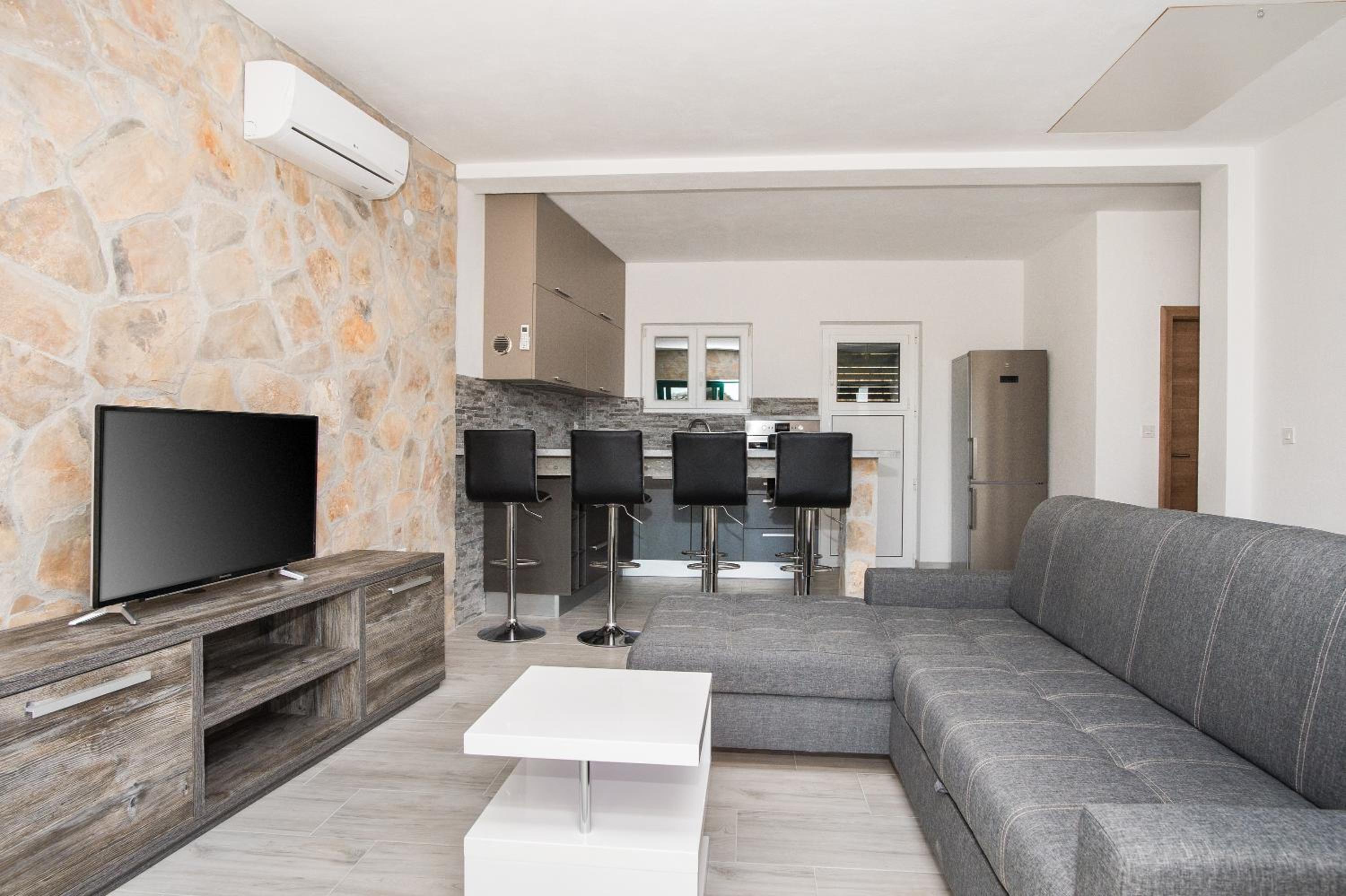 Villa Oaza Primošten With Heated Pool view 4