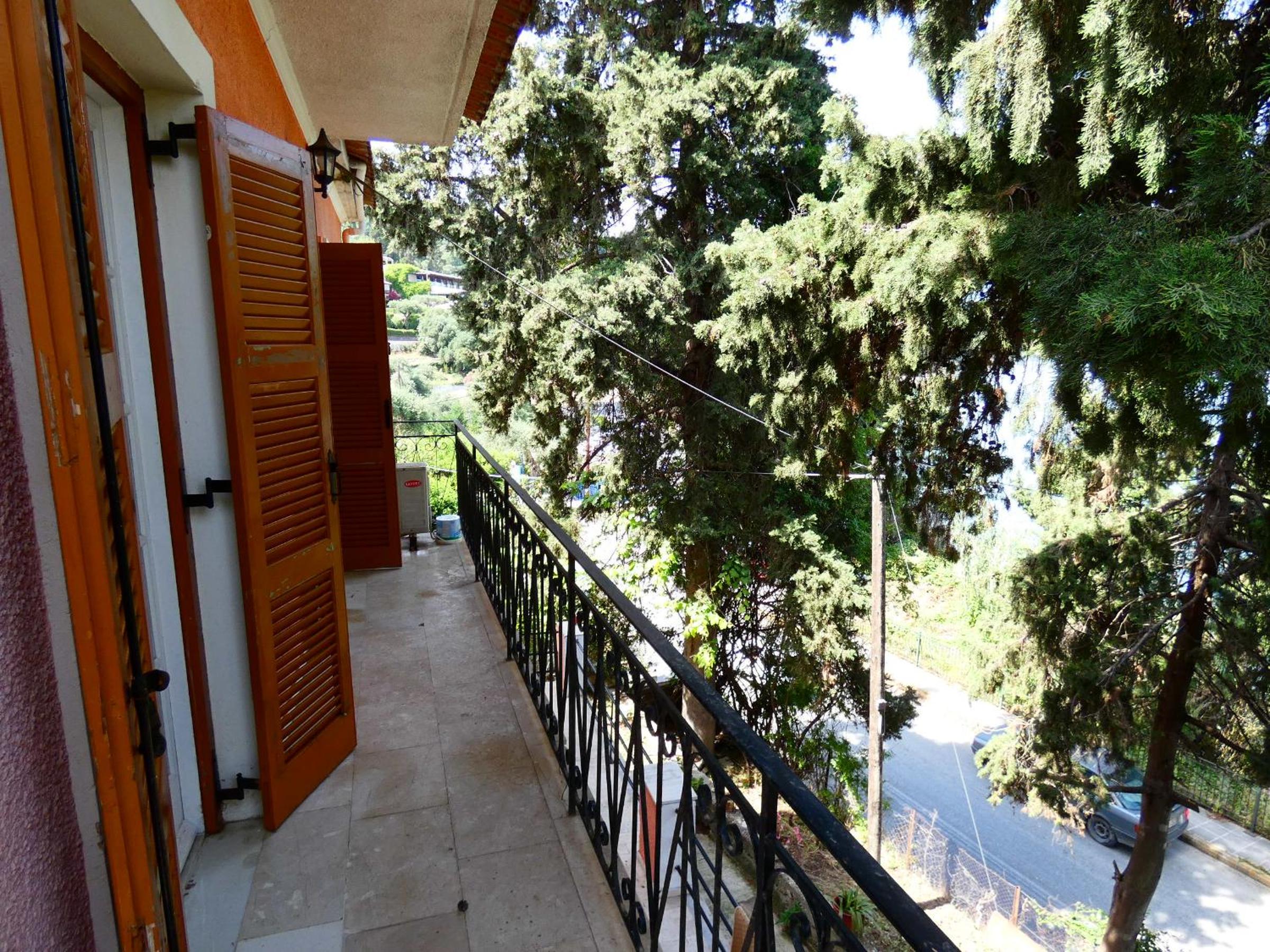Iona Achilleion Appartments view 2