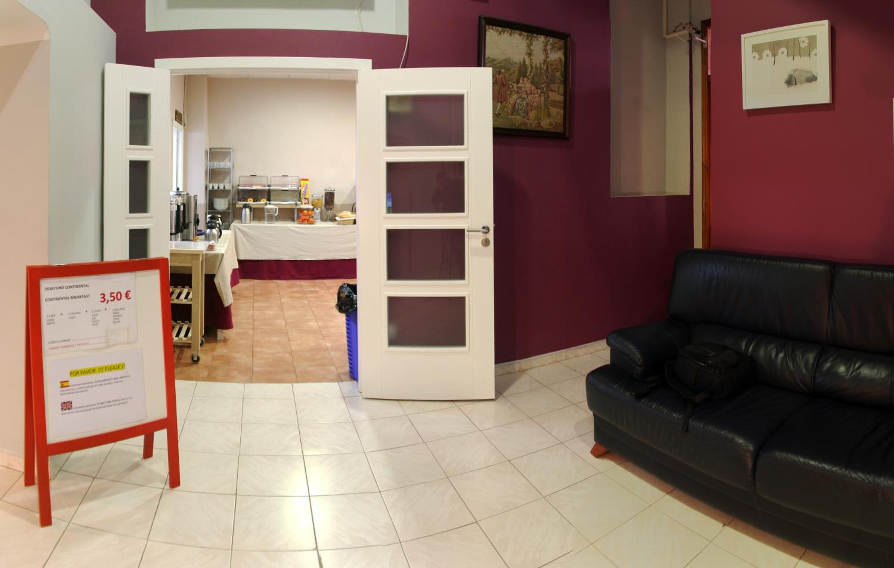 Hostal Jentoft view 3