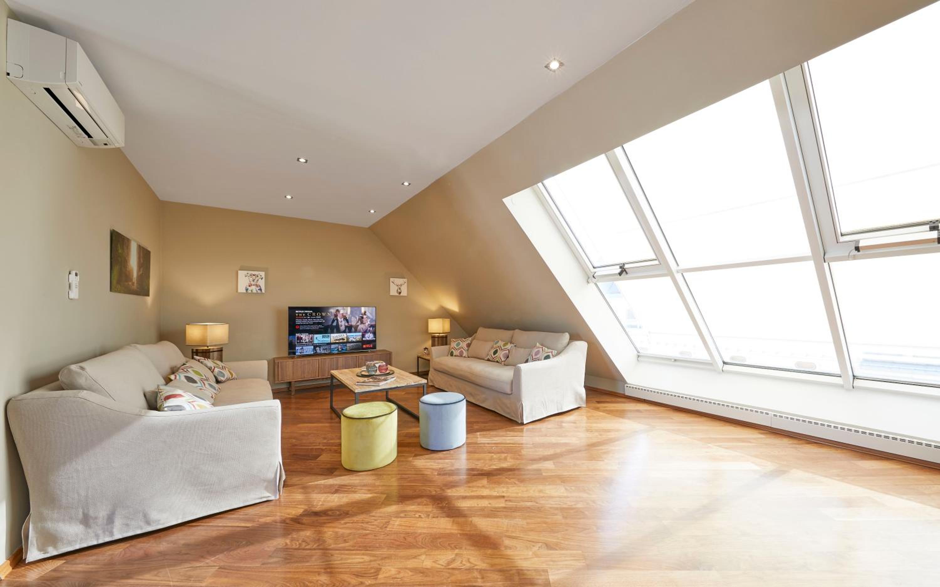 Vienna Penthouse 2