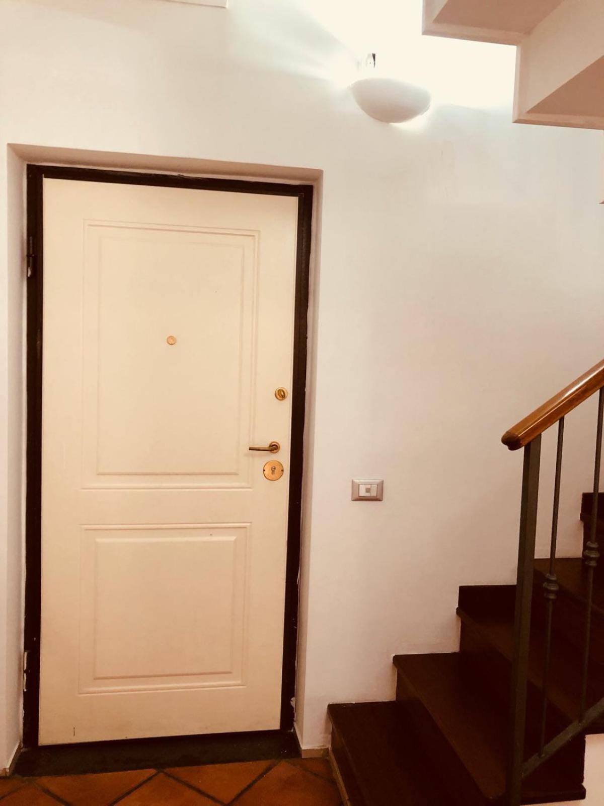 Apartment in Santa Chiara, The Heart of Naples