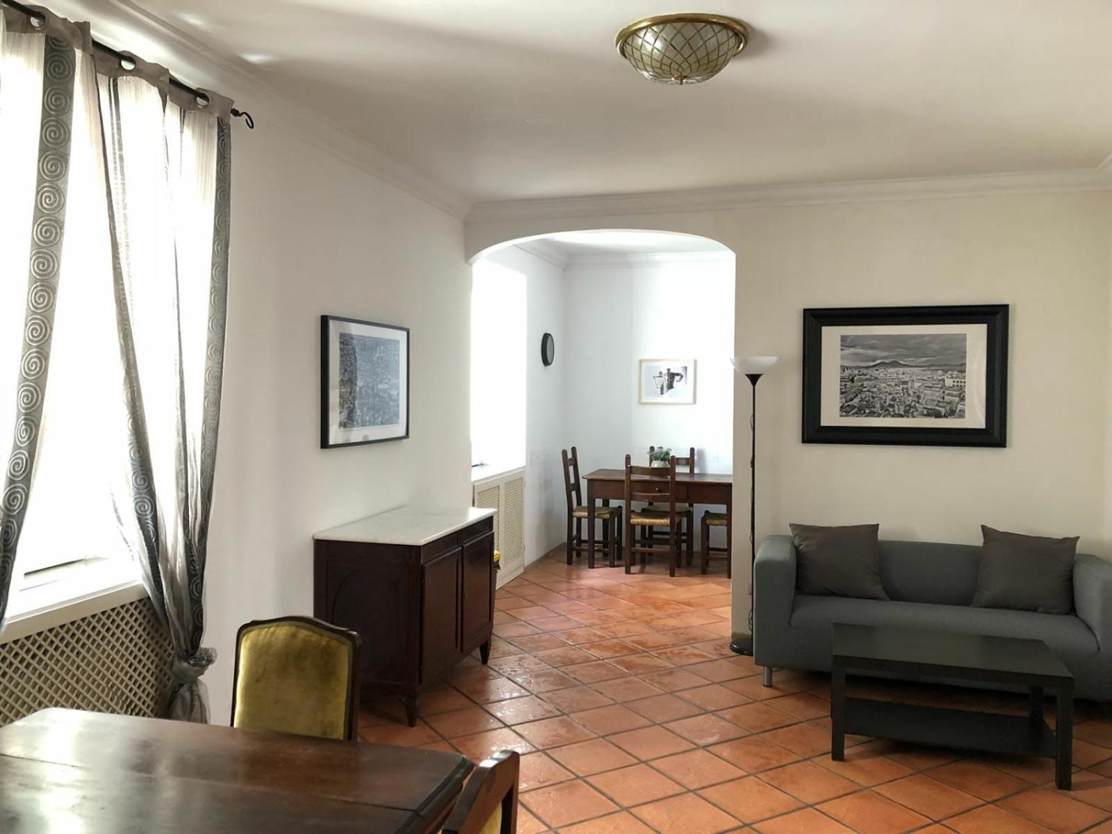 Apartment in Santa Chiara, The Heart of Naples