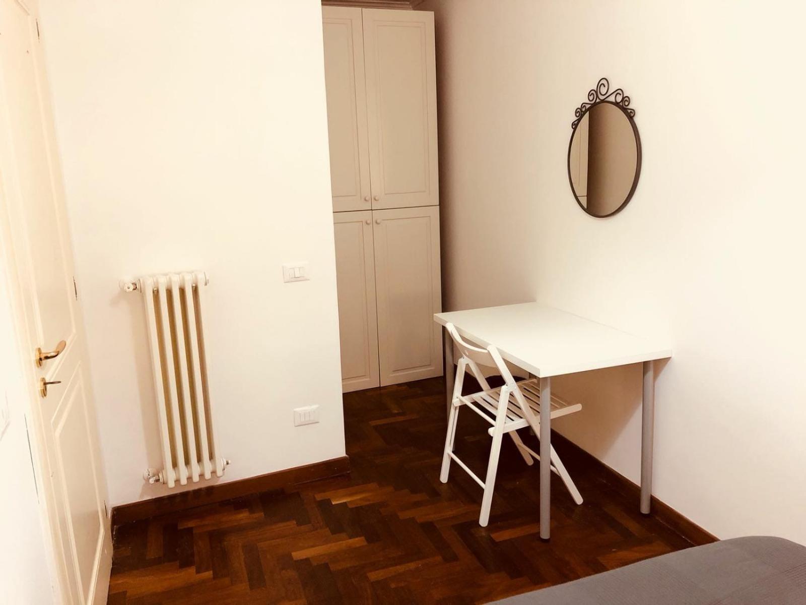 Apartment in Santa Chiara, The Heart of Naples
