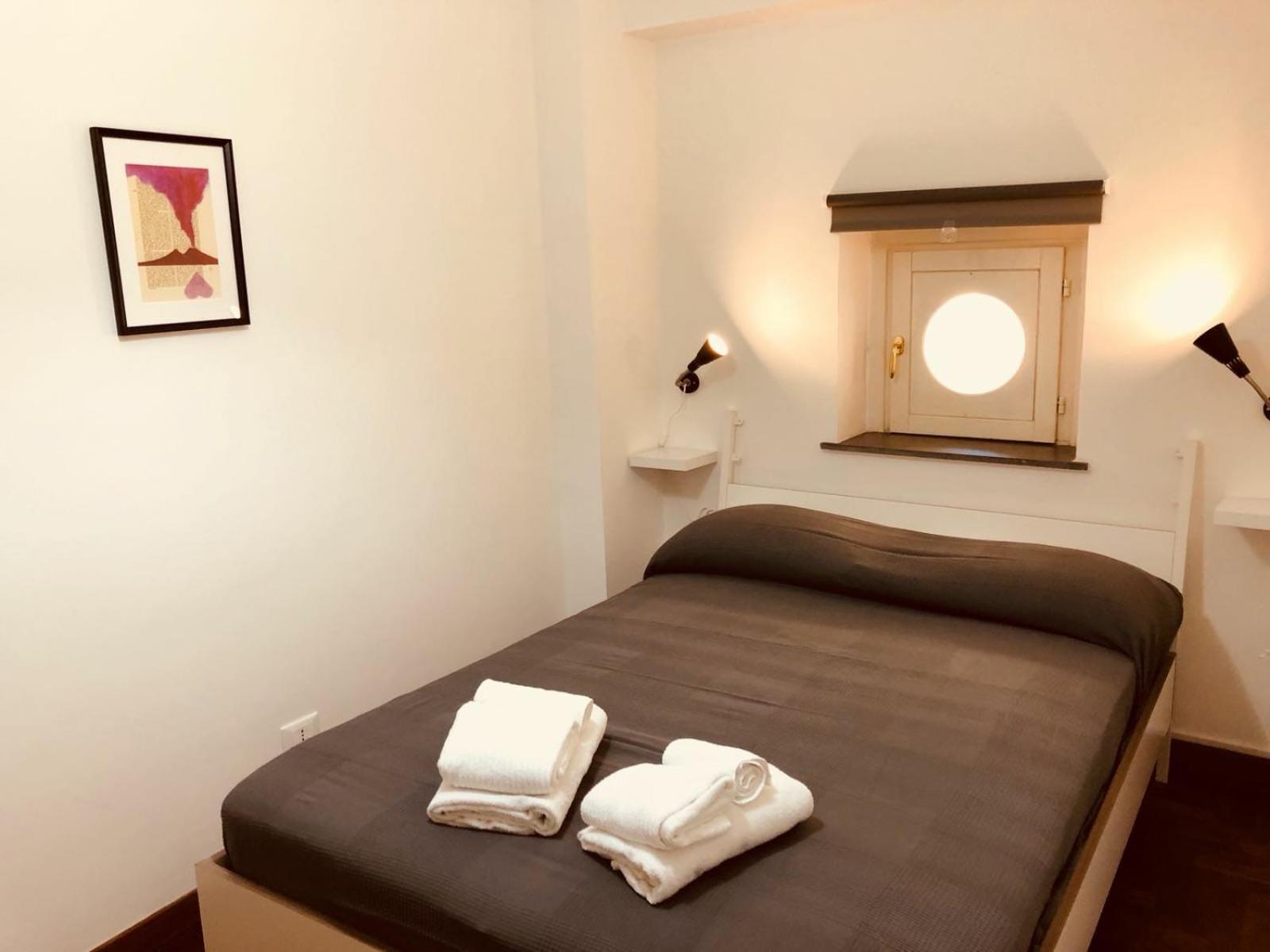 Apartment in Santa Chiara, The Heart of Naples