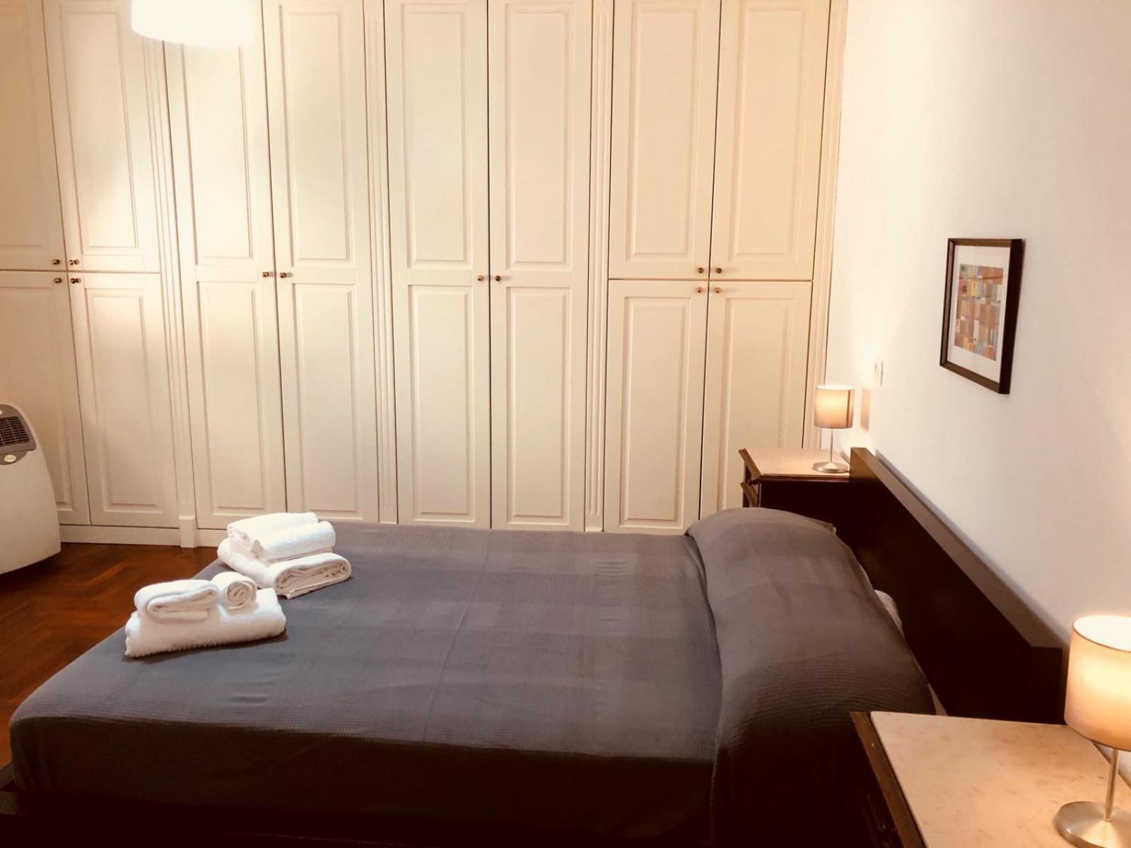 Apartment in Santa Chiara, The Heart of Naples