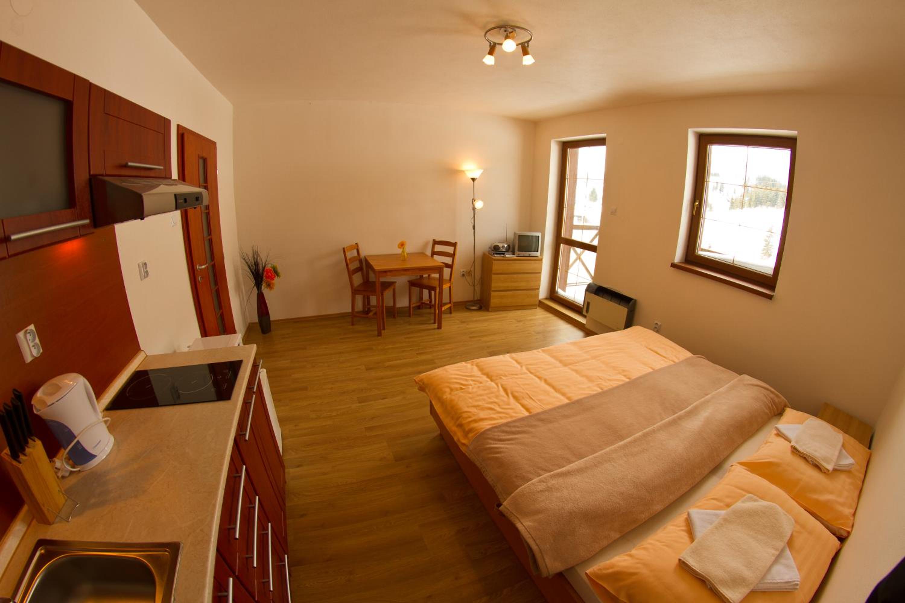 Photo 16