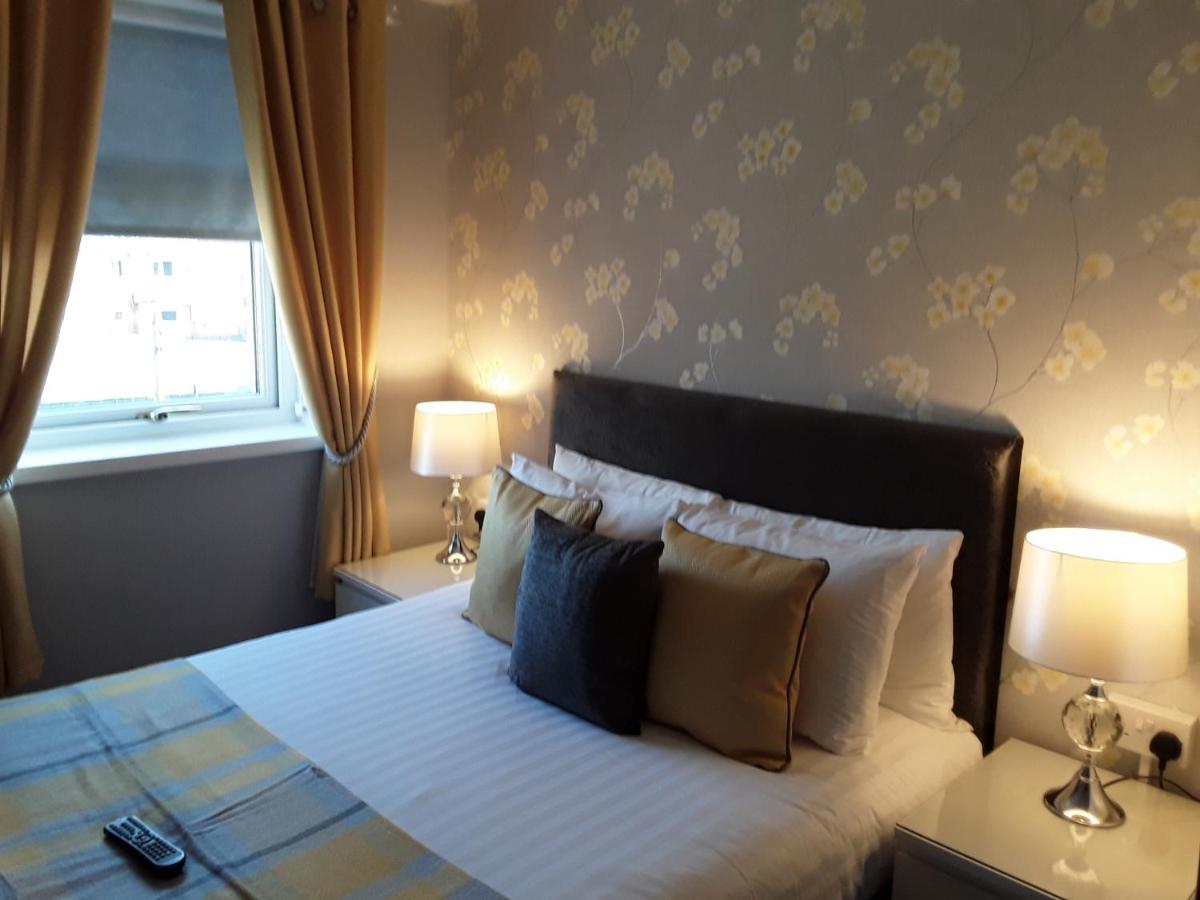 Manchester House