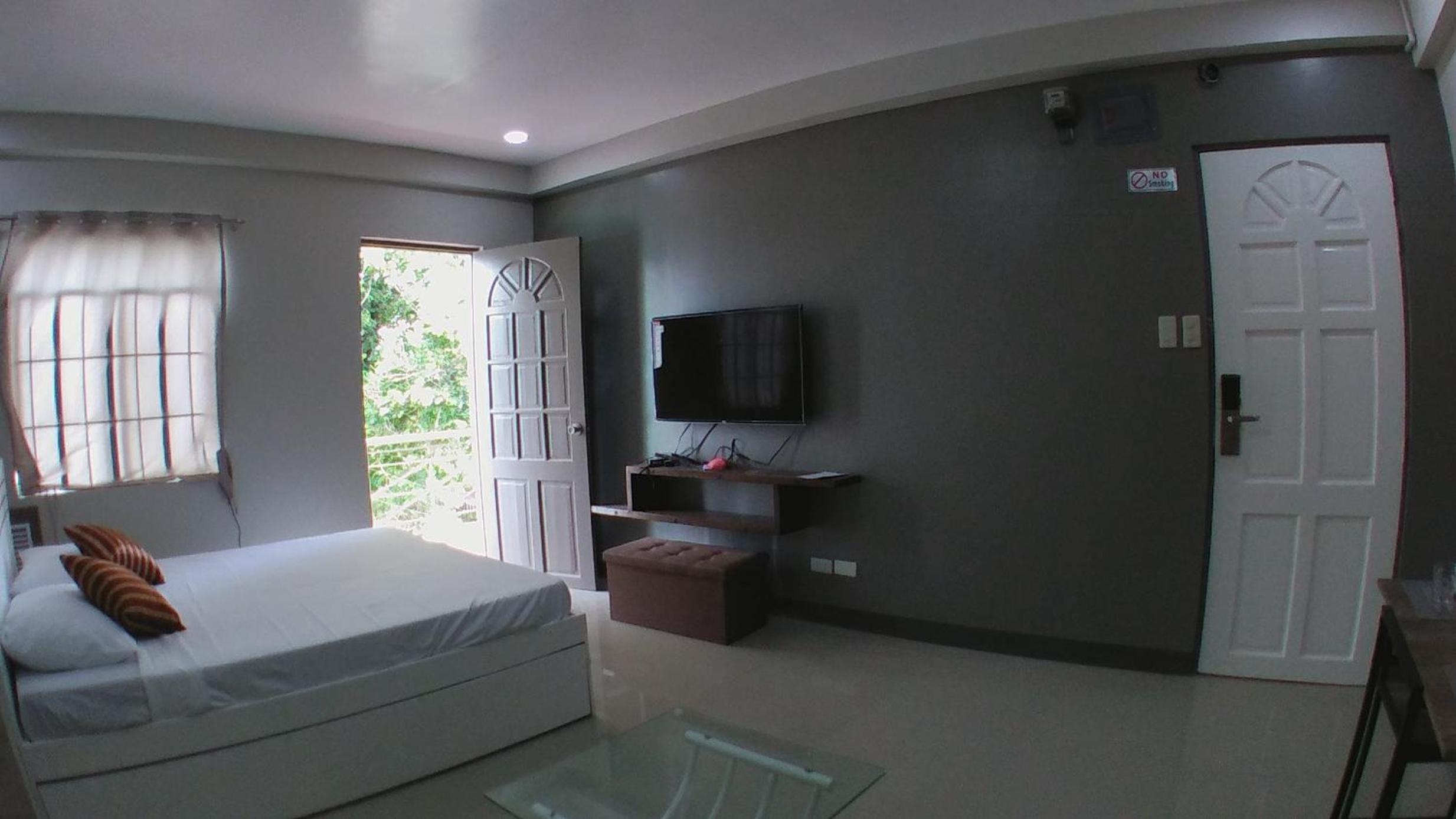 Beinte Singko de Marso Apartments