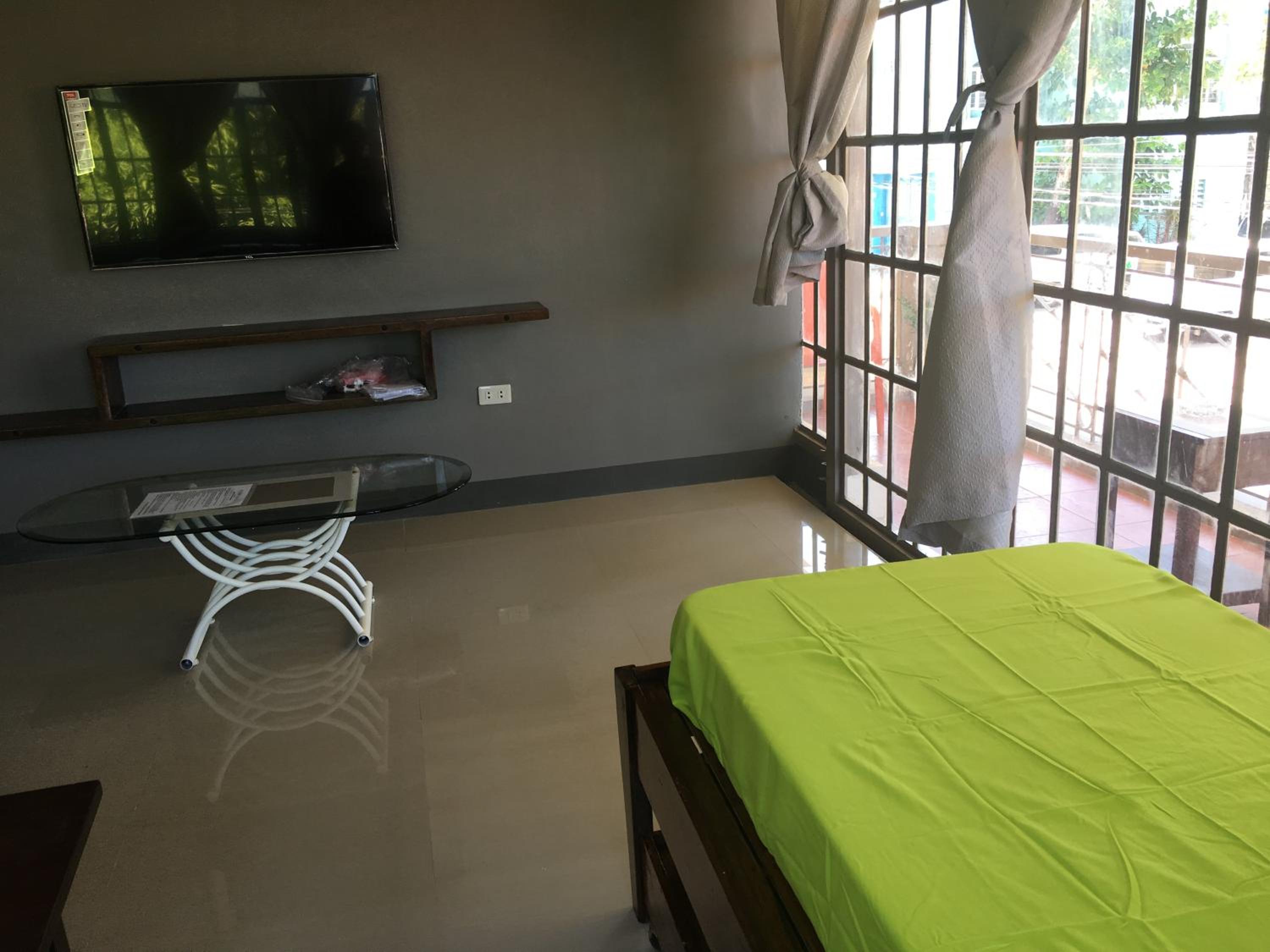 Beinte Singko de Marso Apartments