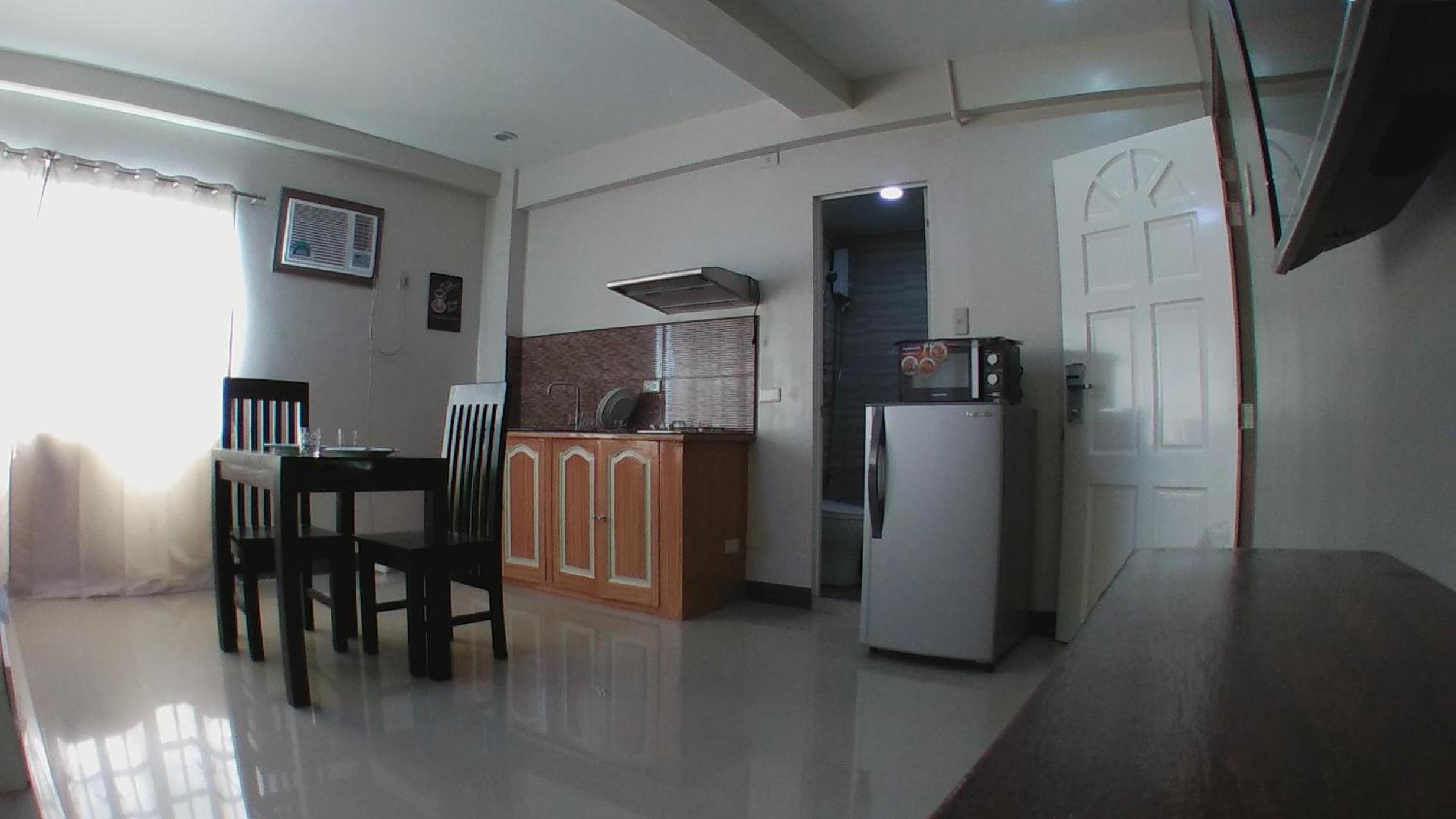 Beinte Singko de Marso Apartments