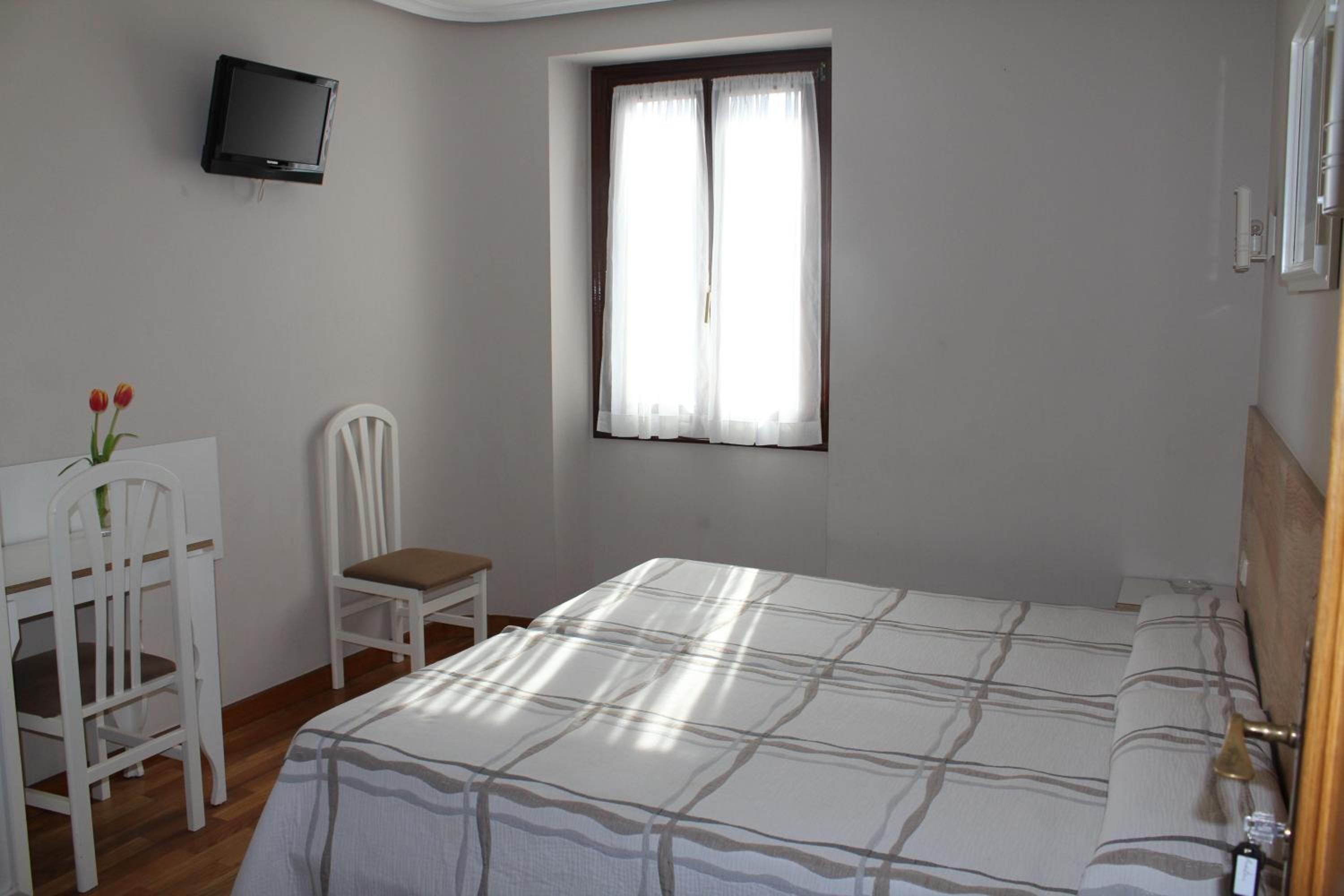 Photo 32