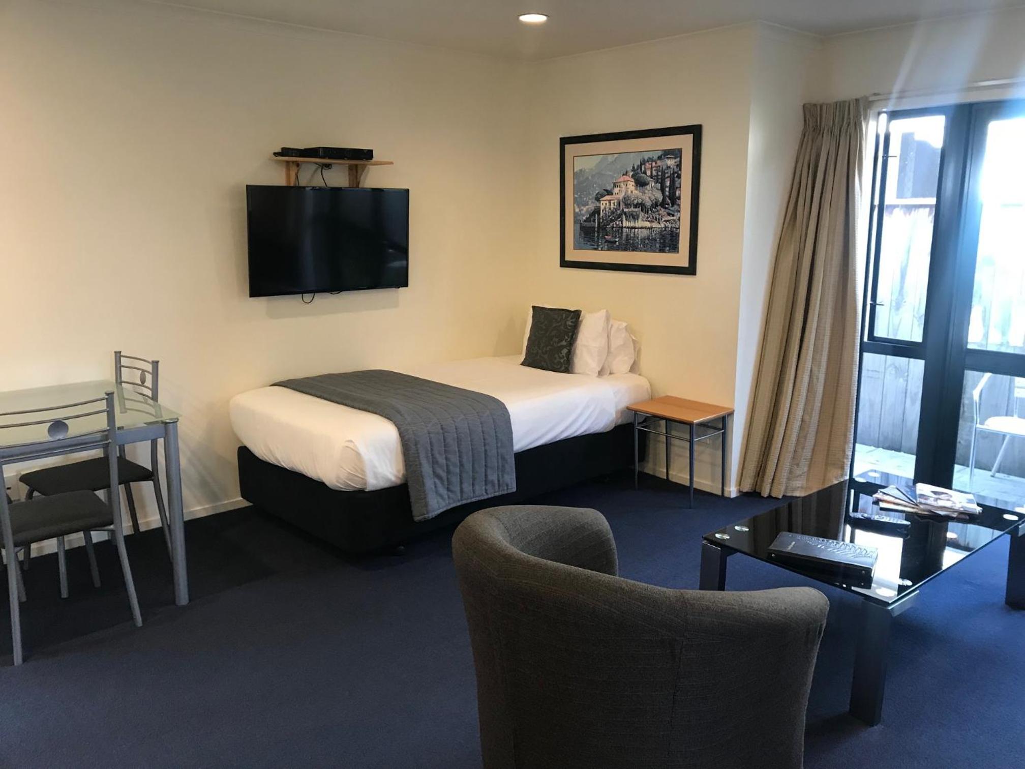Claremonte Motor Lodge