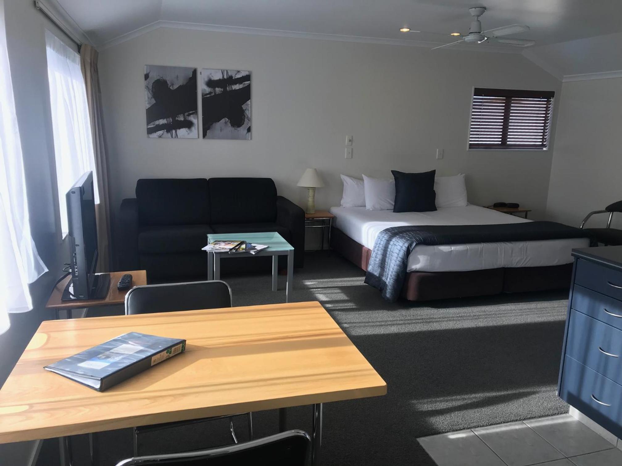 Claremonte Motor Lodge