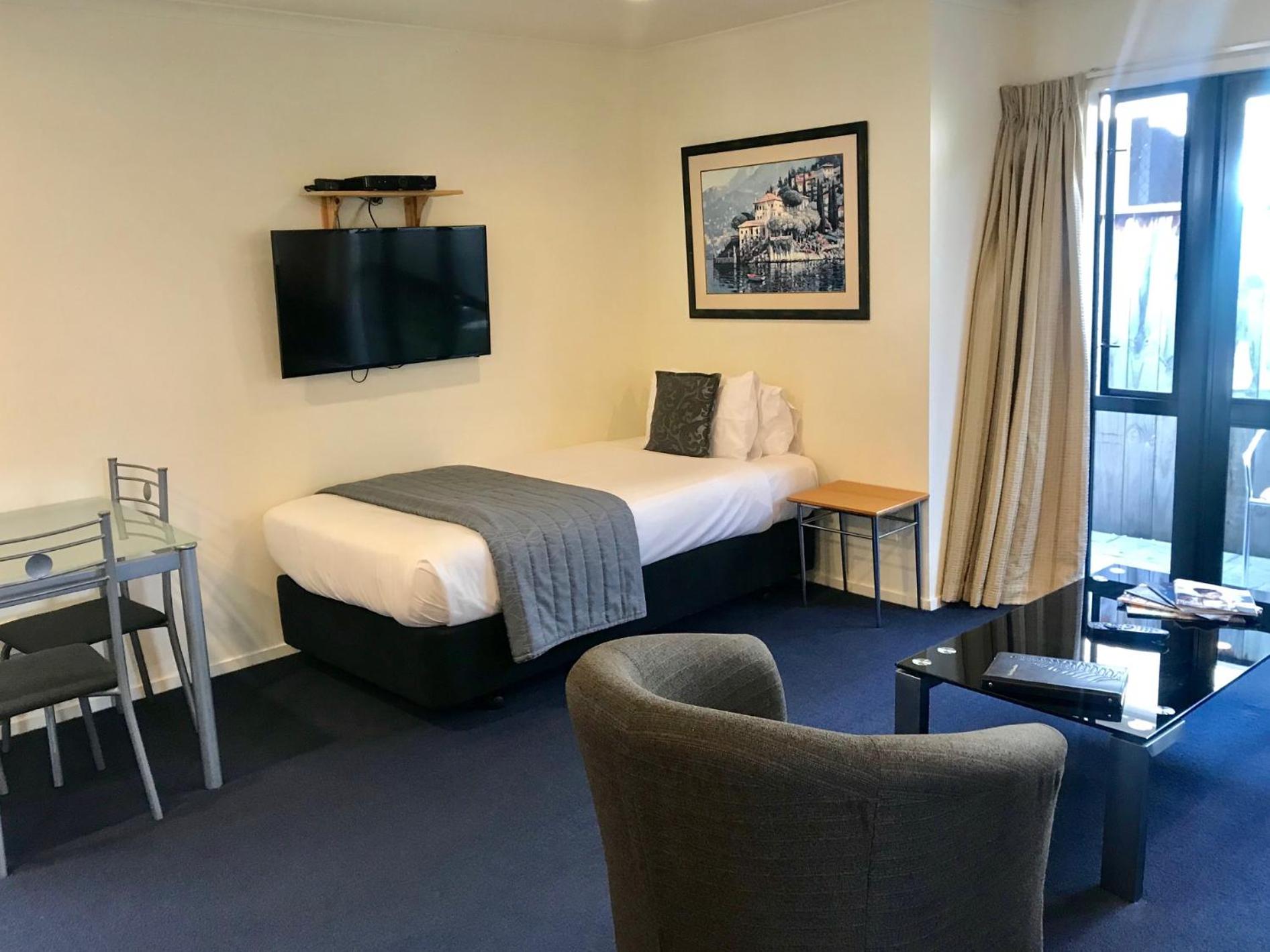 Claremonte Motor Lodge