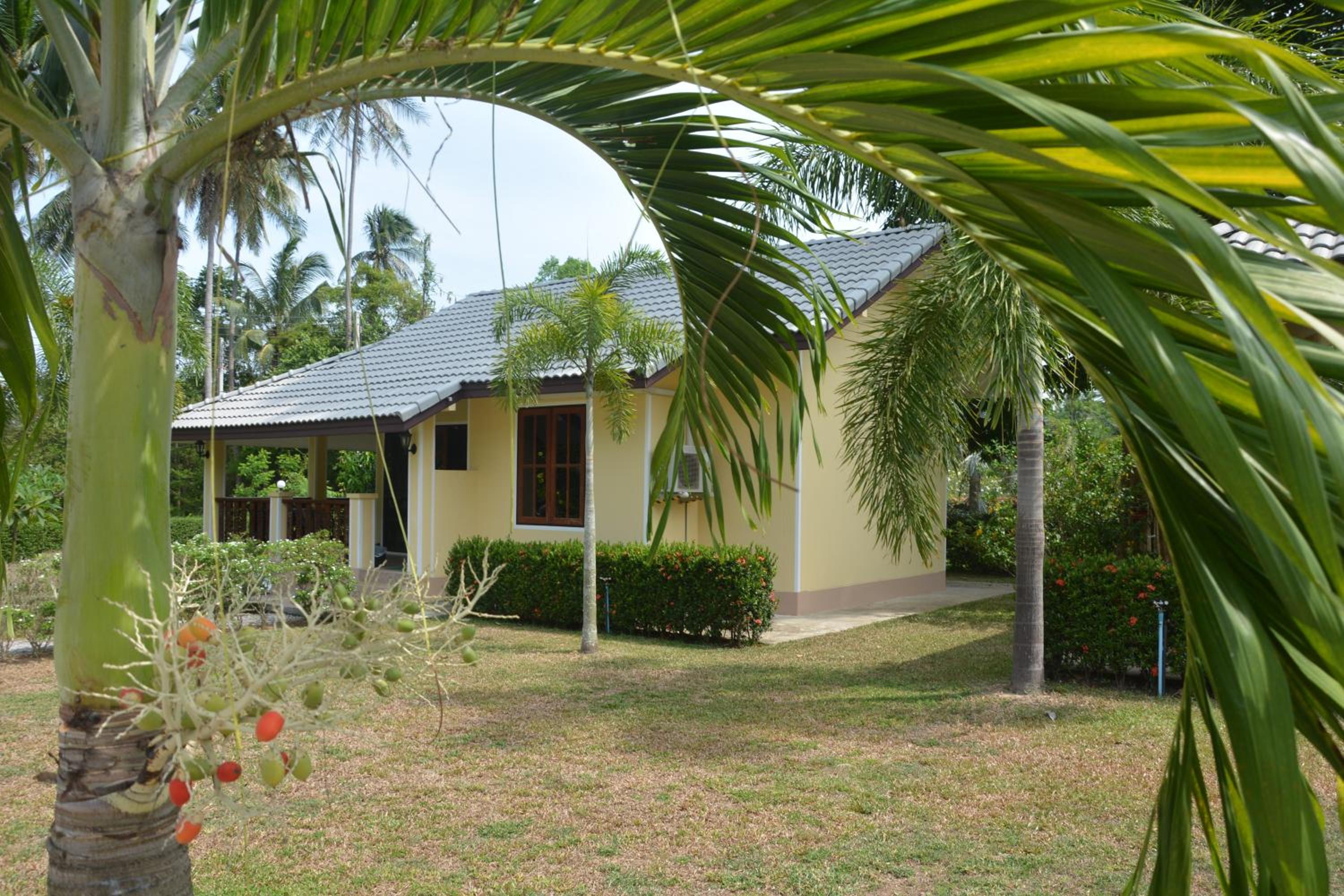 Apple Bungalows