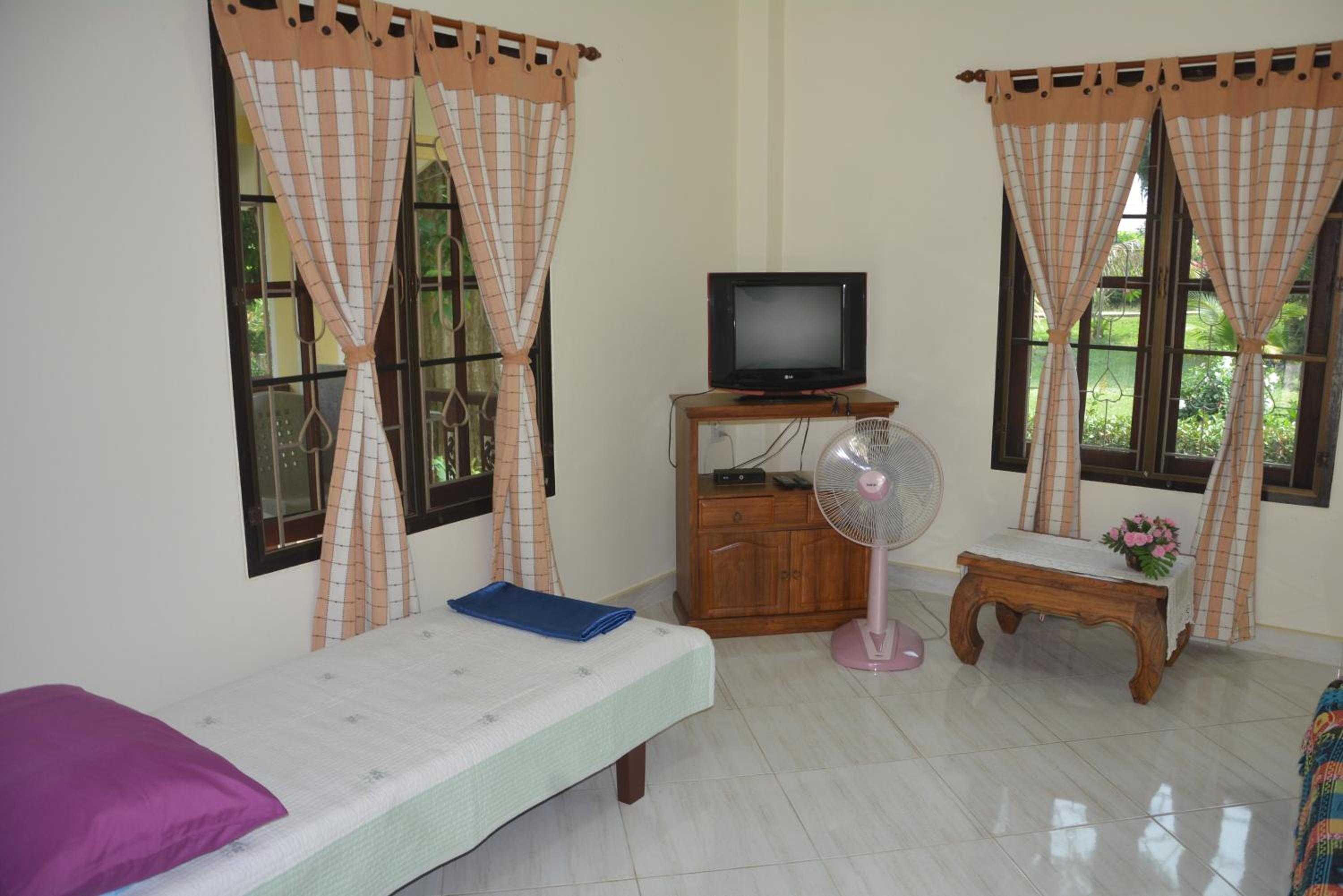 Apple Bungalows