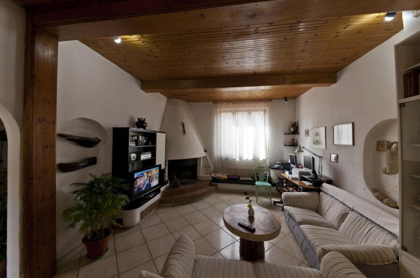Photo 46